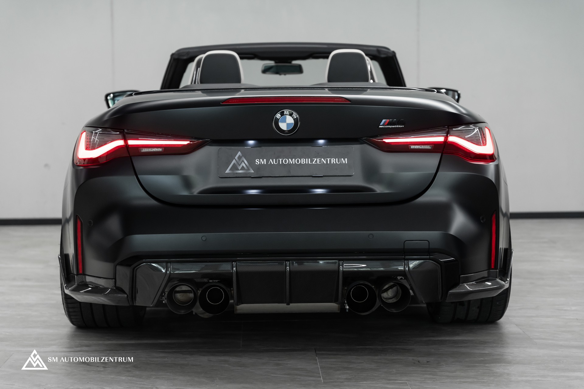 BMW M4 Competition xDrive Cabrio / Carbon / Schalensitze / Keramikbremsen-image-12