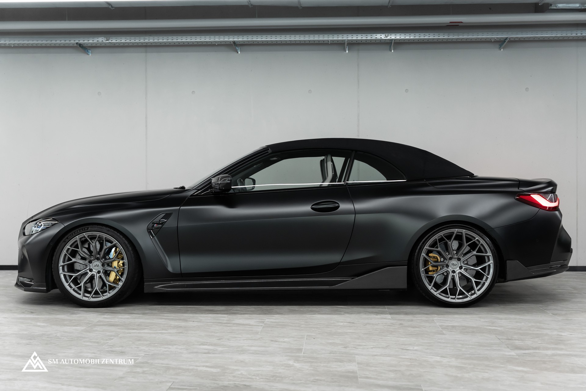 BMW M4 Competition xDrive Cabrio / Carbon / Schalensitze / Keramikbremsen-image-9