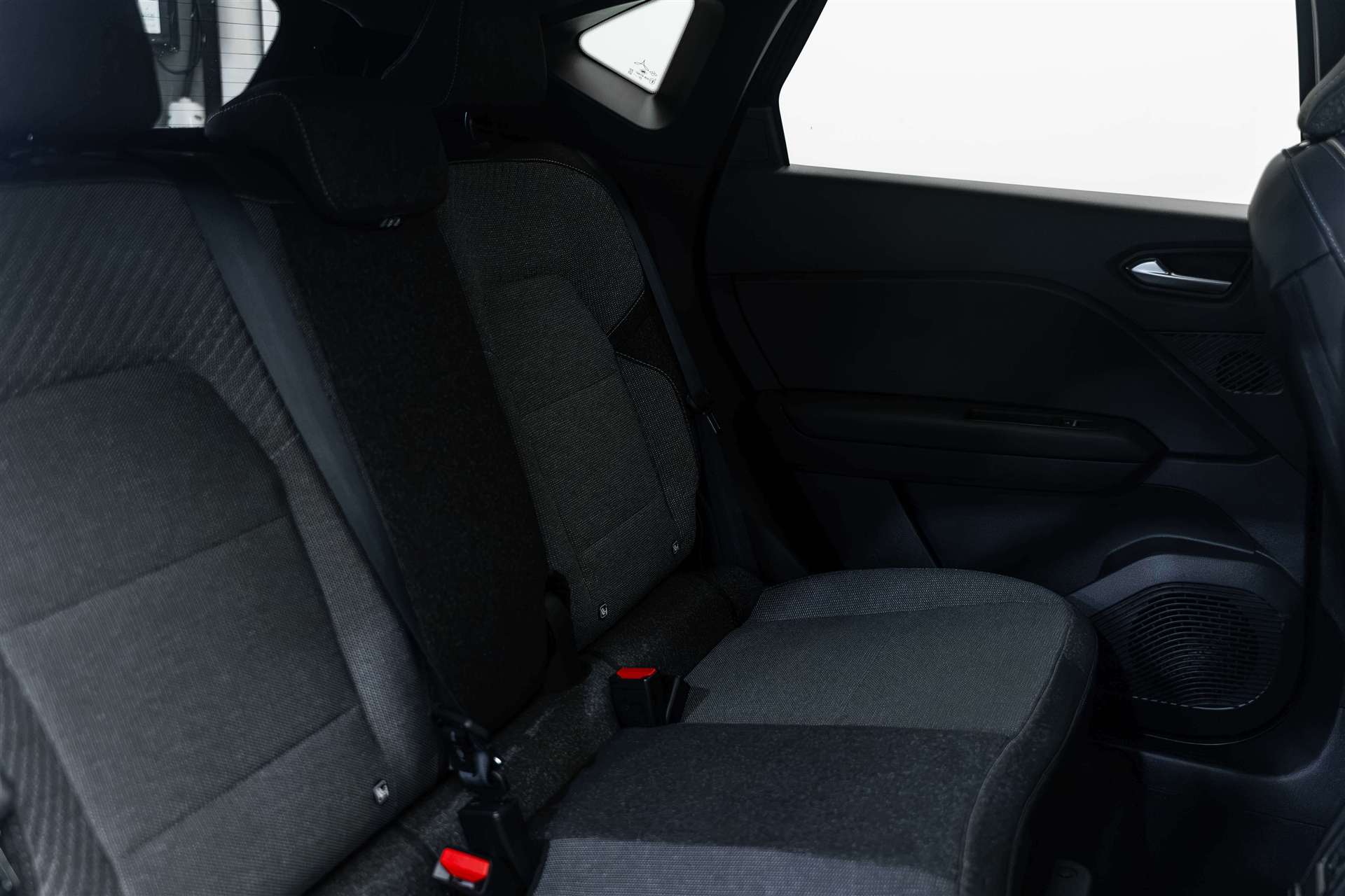 RENAULT Captur 1.8 E-Tech 160 Techno DHT-Automat-image-13