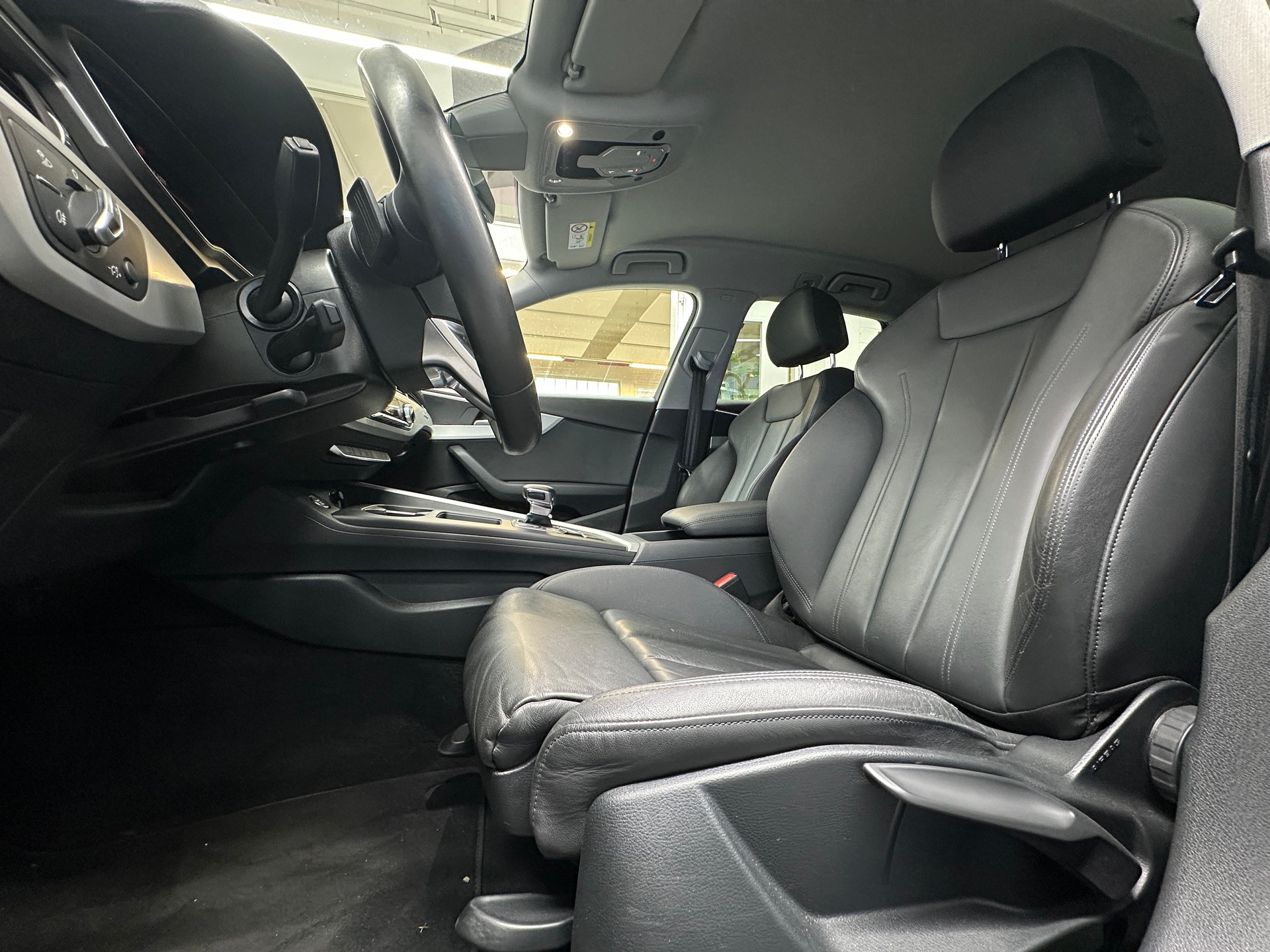 AUDI A4 Avant 40 TDI S line quattro S-tronic-image-7