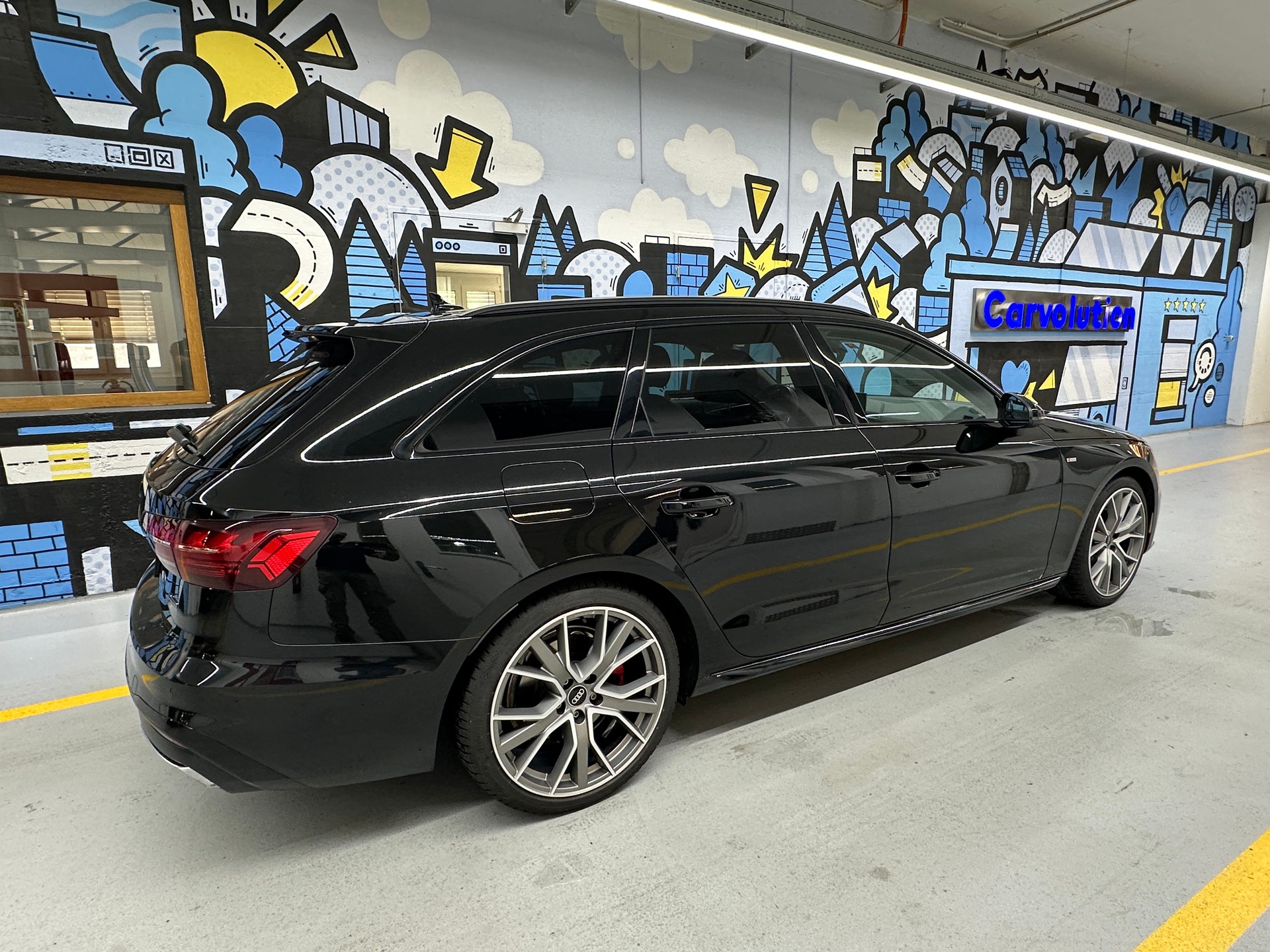 AUDI A4 Avant 40 TDI S line quattro S-tronic-image-3