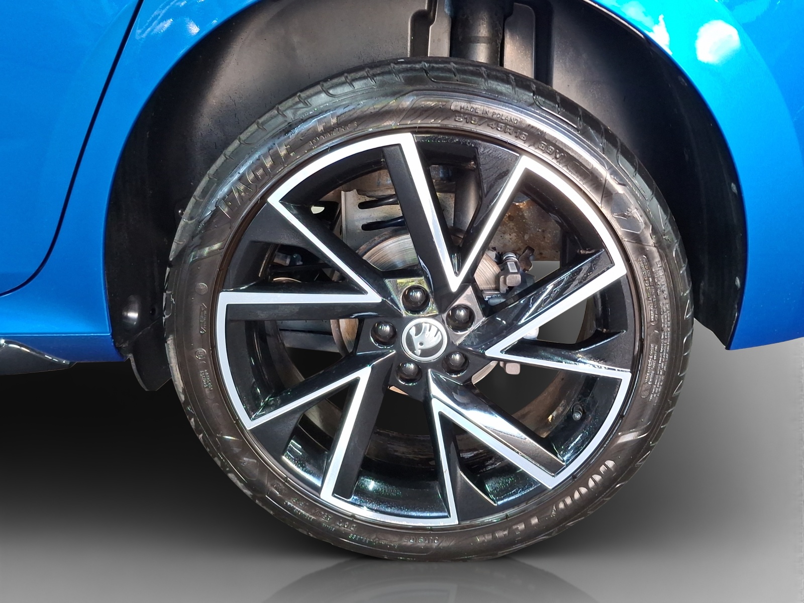 SKODA Kamiq 1.0 TSI Monte Carlo DSG-image-13