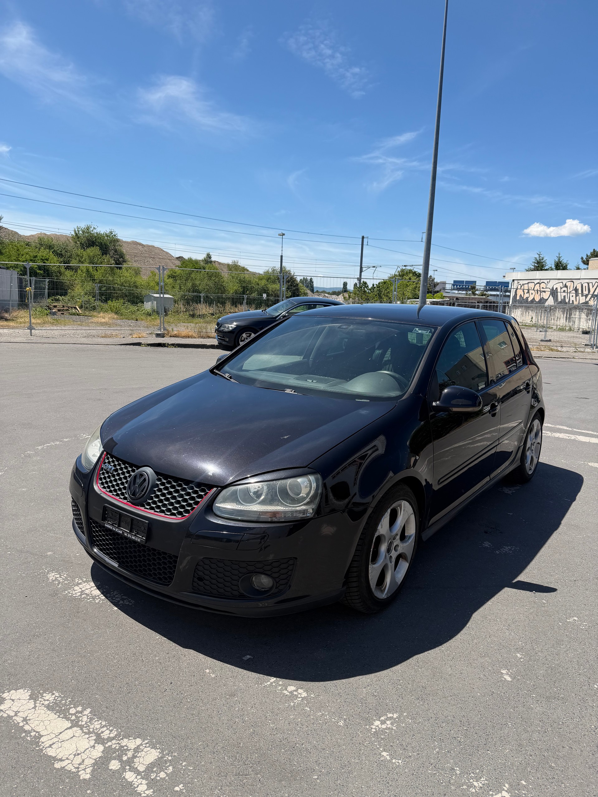 VW Golf 2.0 TFSI GTI-image-7