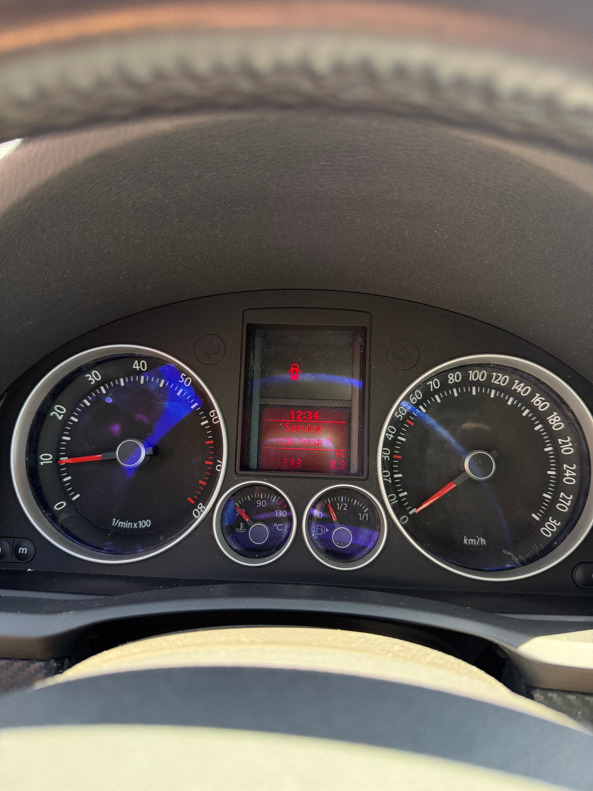VW Golf 2.0 TFSI GTI-image-13