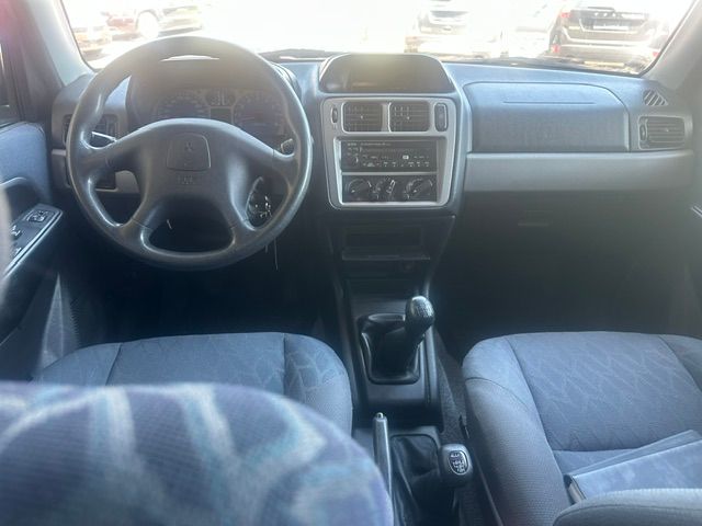 MITSUBISHI Pajero Pinin 2.0 Premium-image-7