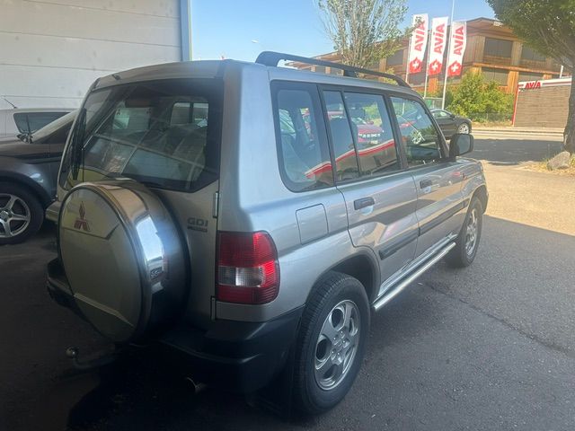 MITSUBISHI Pajero Pinin 2.0 Premium-image-4
