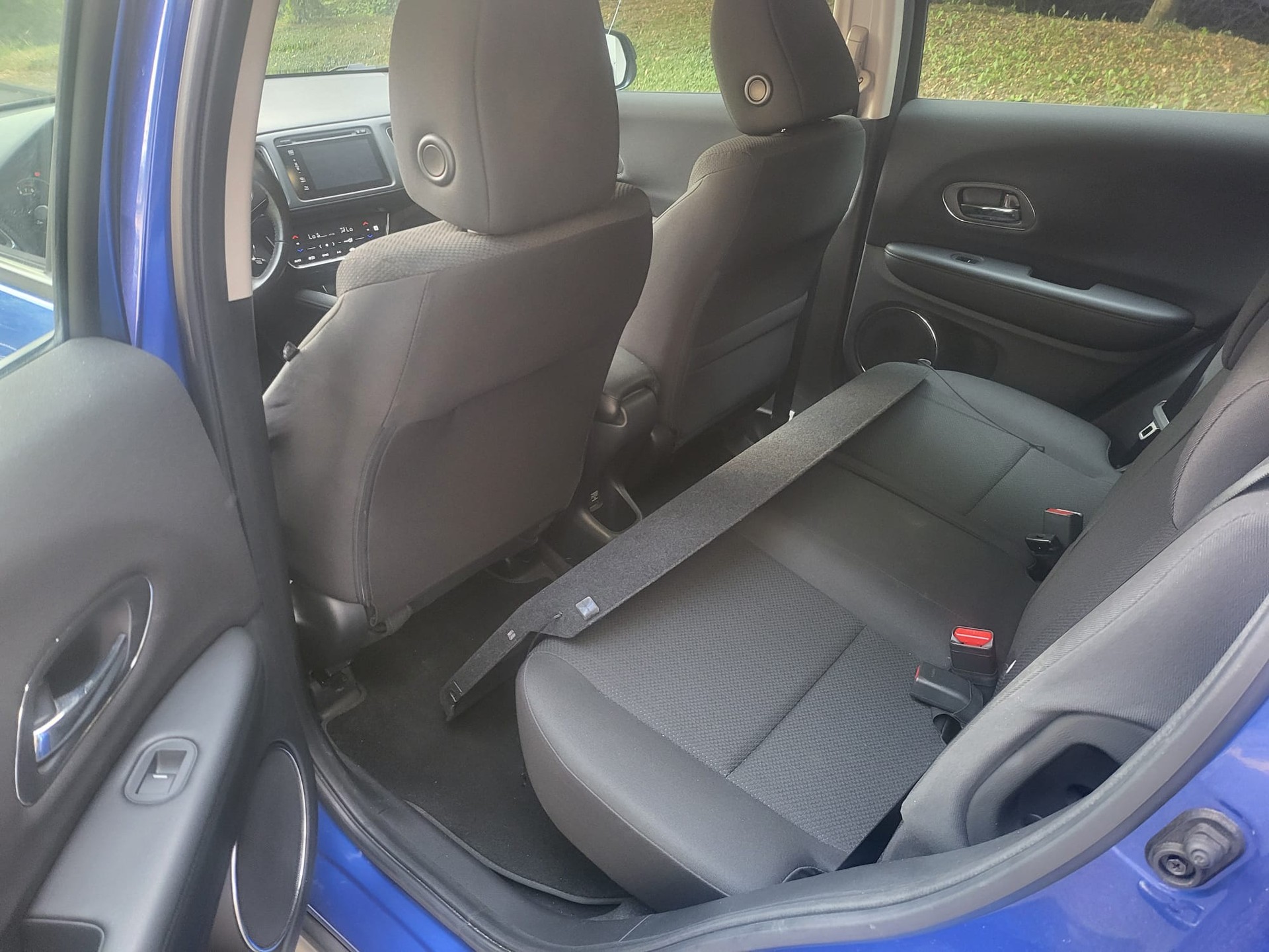 HONDA HR-V 1.5i-VTEC Elegance-image-9