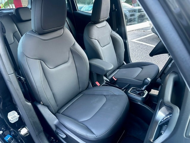 JEEP Renegade 1.5 MHEV Summit-image-14