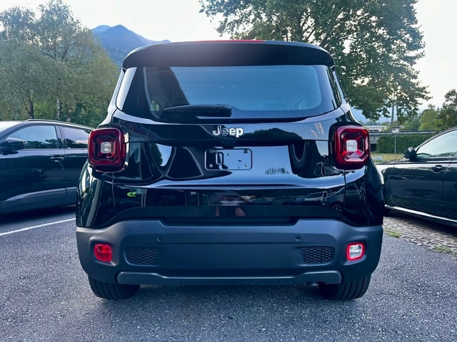 JEEP Renegade 1.5 MHEV Summit-image-6