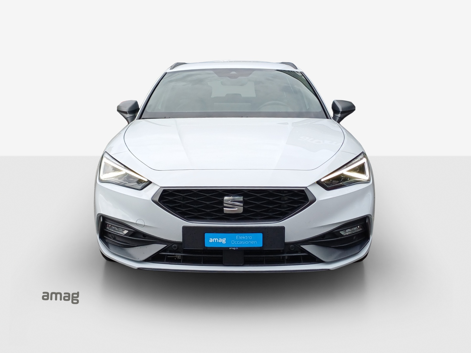 SEAT Leon ST 1.5 eHybrid pHEV DSG FR-image-7