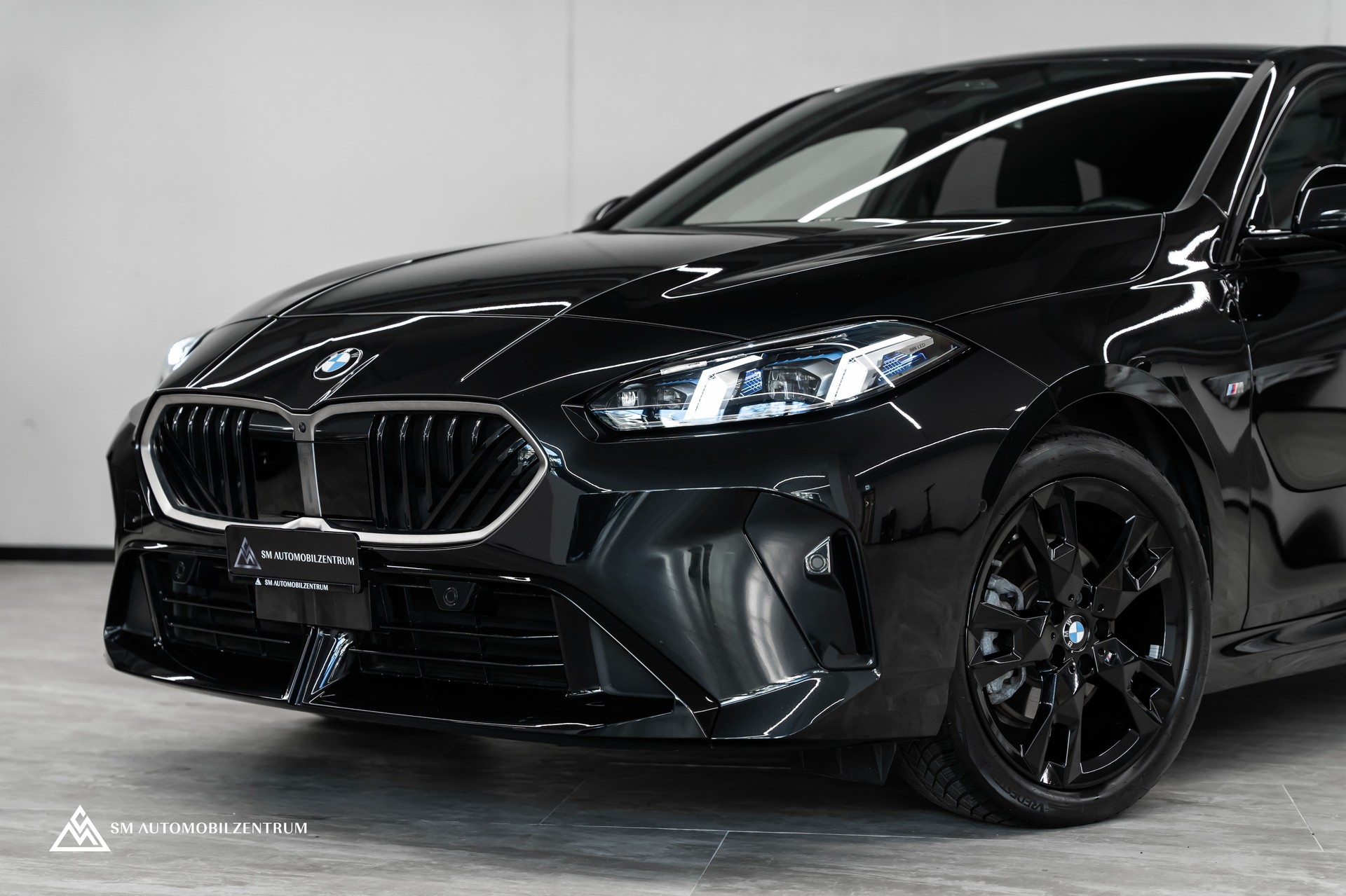 BMW 120d M Sport / Head-Up / Memorysitze / 360° / Iconic Glow-image-6