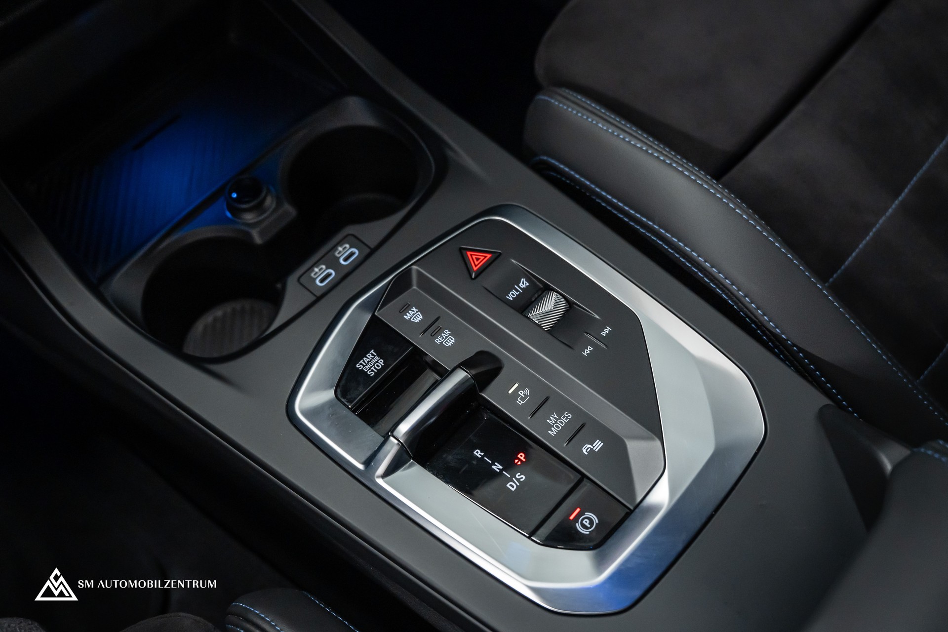 BMW 120d M Sport / Head-Up / Memorysitze / 360° / Iconic Glow-image-28