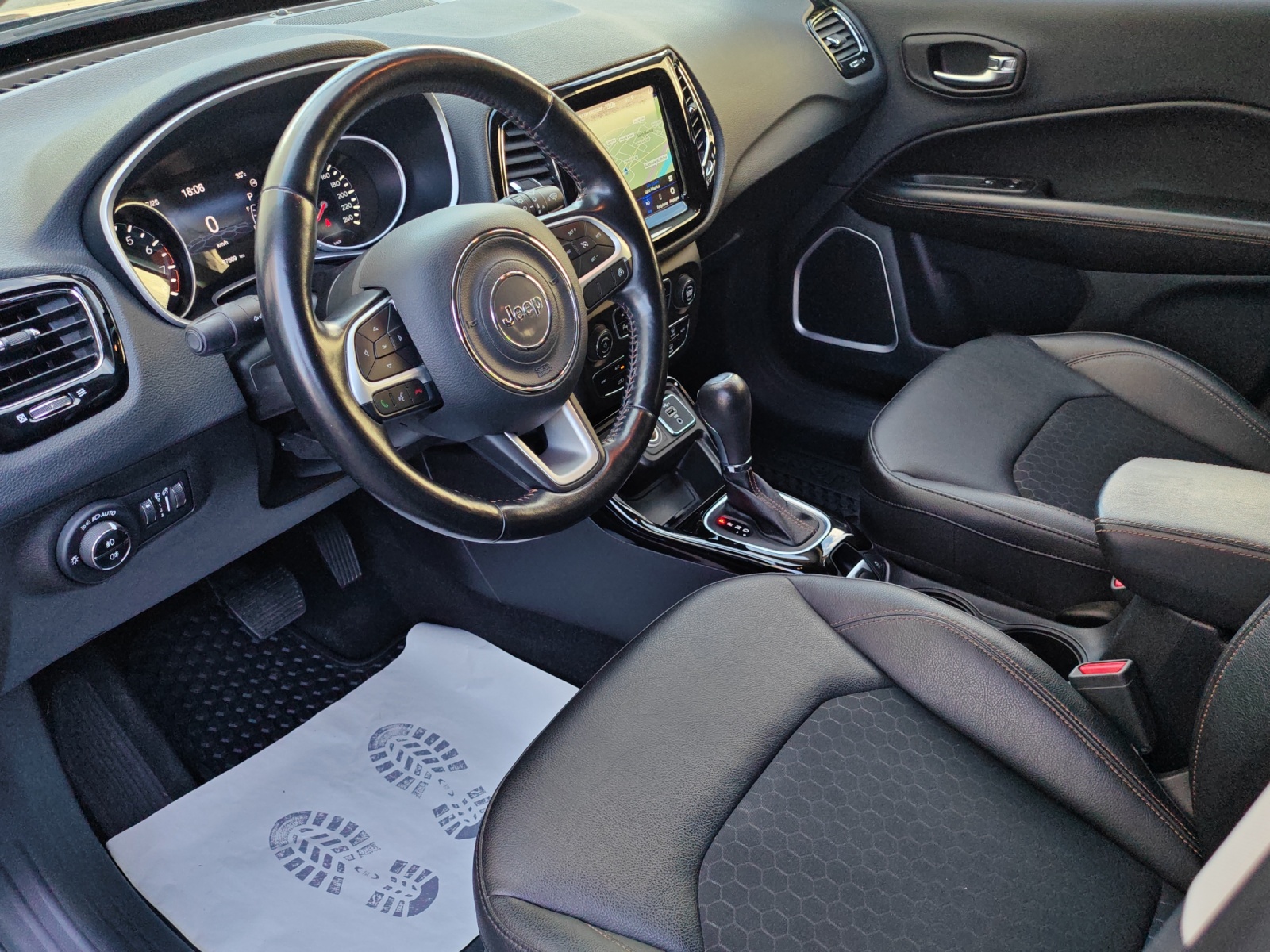 JEEP Compass 4x2 1.3 Turbo Limited DKG [Expertise du jour + Garantie 12 mois + Service & Immat. Offerts]-image-12