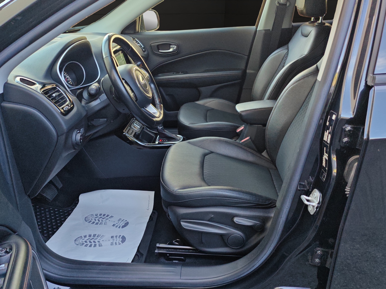 JEEP Compass 4x2 1.3 Turbo Limited DKG [Expertise du jour + Garantie 12 mois + Service & Immat. Offerts]-image-8