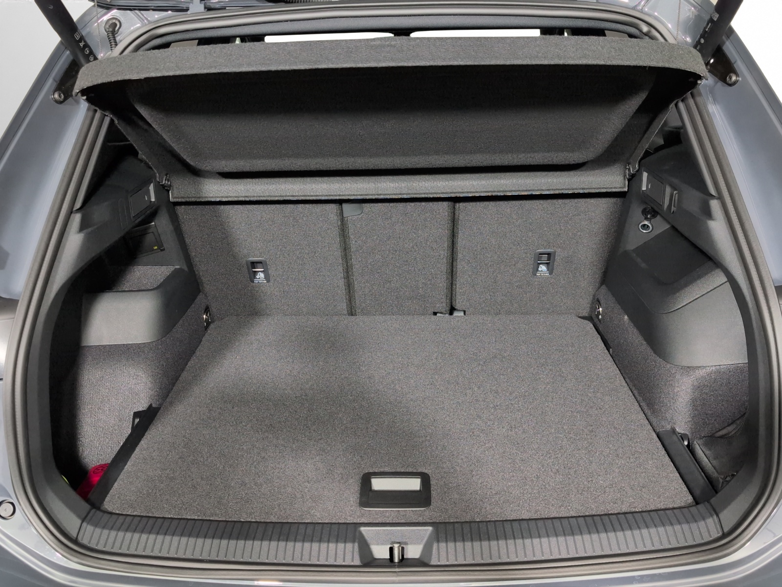 VW Tiguan 2.0 TSI DSG R-Line Plus 4Motion-image-15