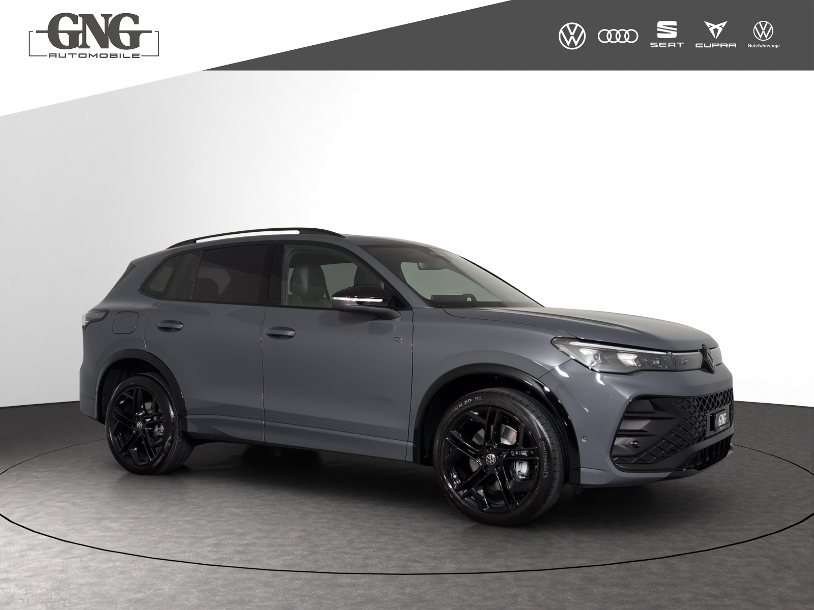 VW Tiguan 2.0 TSI DSG R-Line Plus 4Motion-showroom-element-3