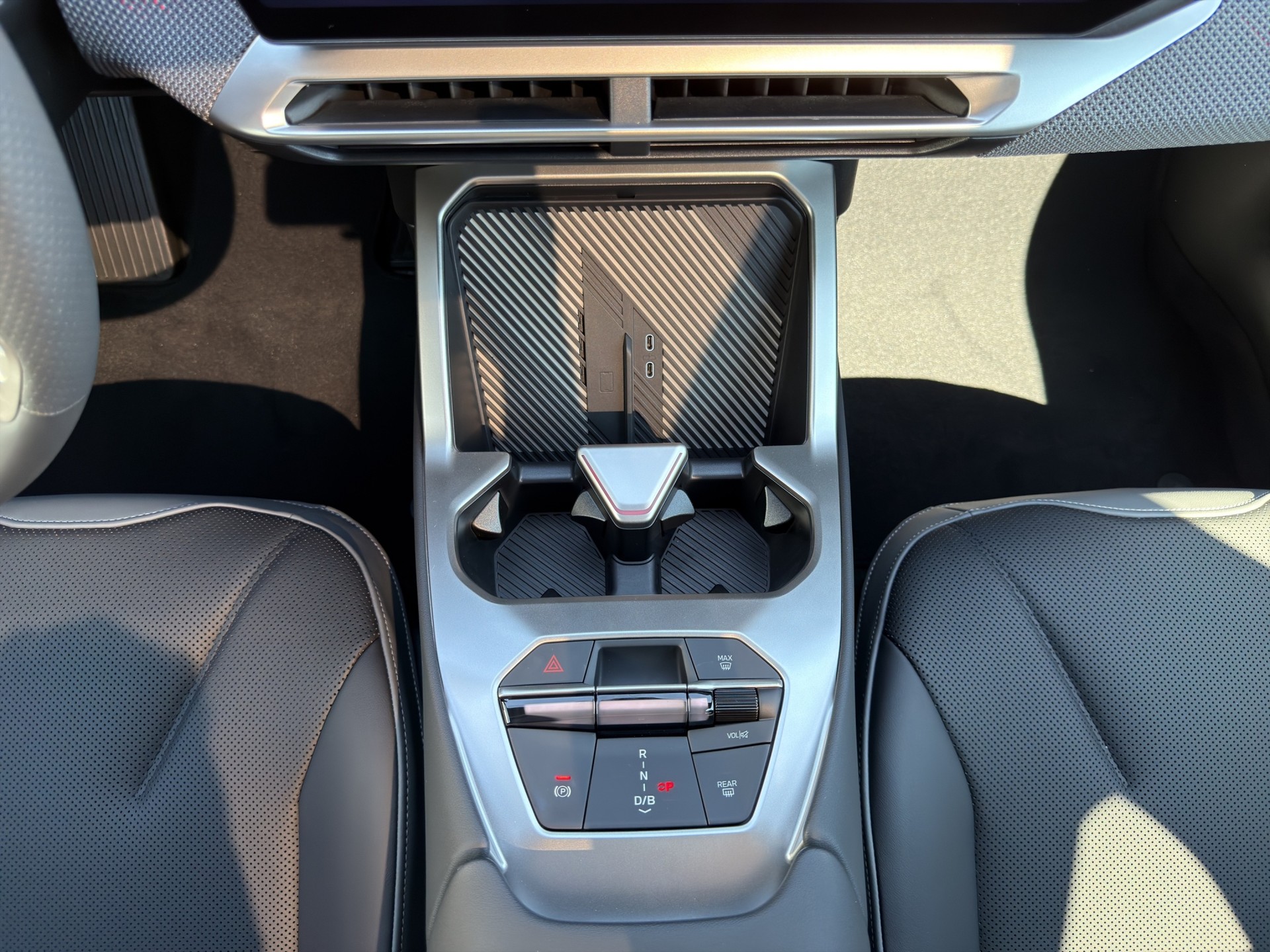 BMW iX3 50 xDrive M Sport Pro-image-13