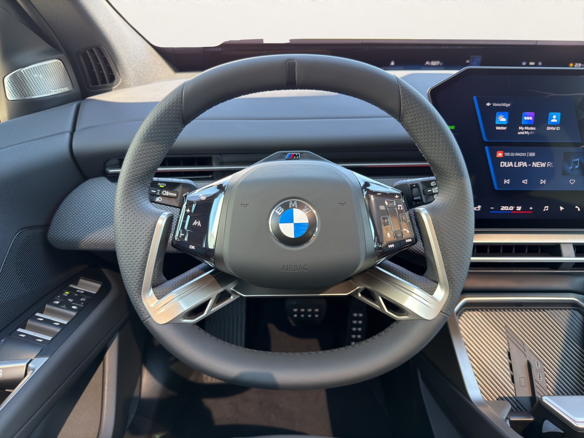 BMW iX3 50 xDrive M Sport Pro-image-10