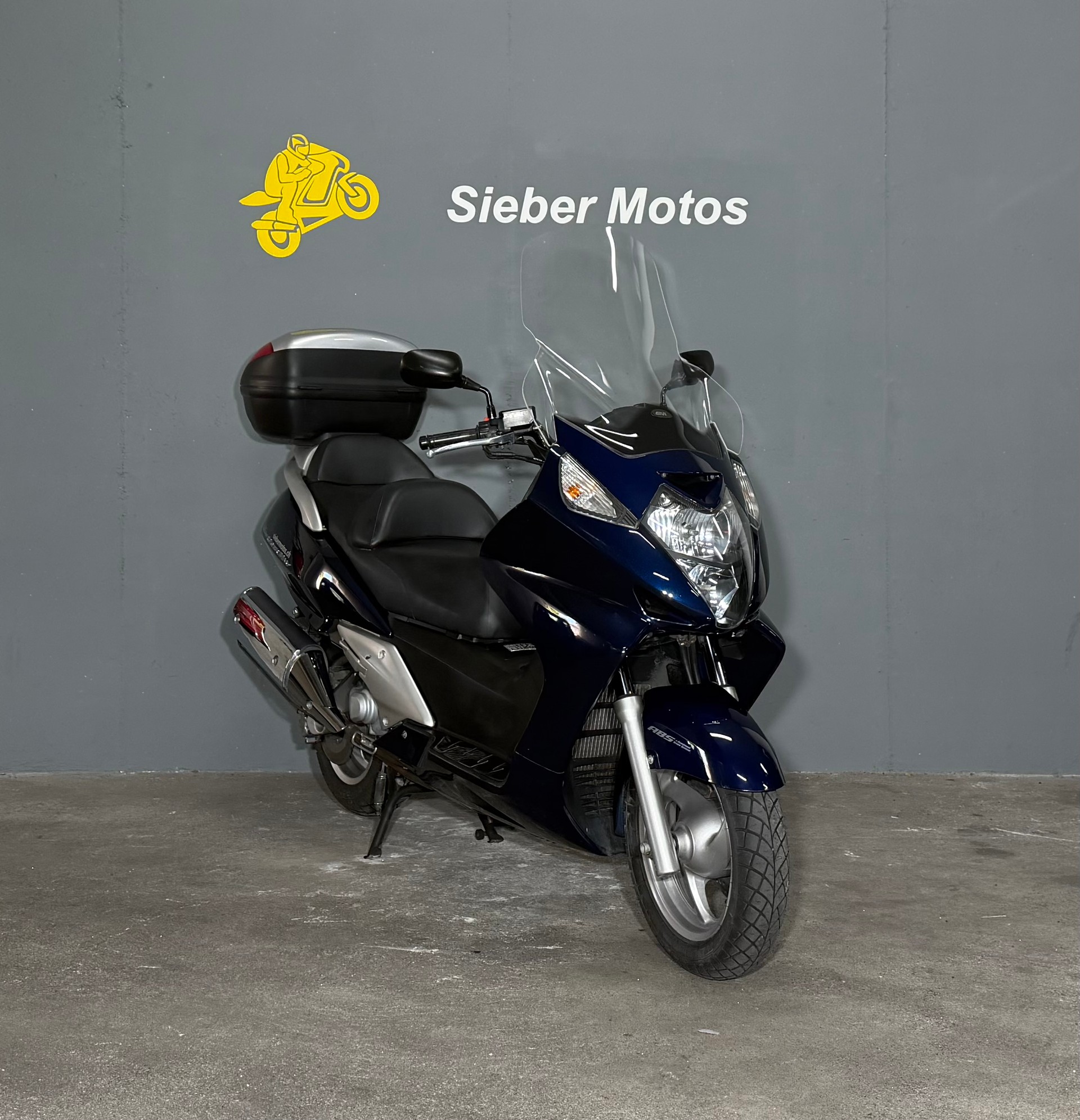 HONDA FJSB 600 Silver Wing ABS-showroom-element-1