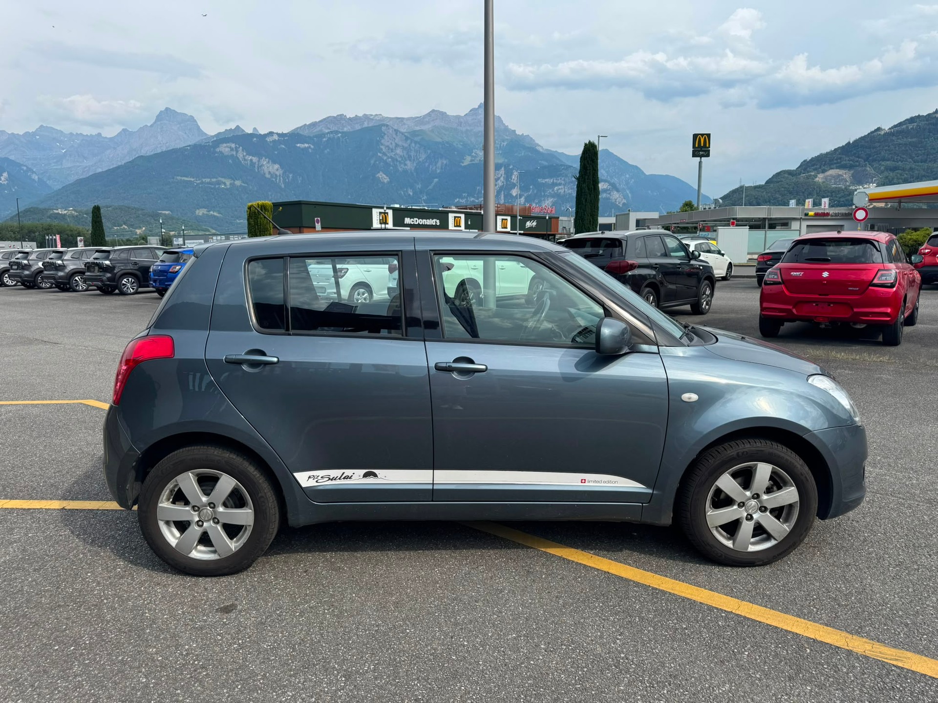 SUZUKI Swift 1.3i 16V GL Top Piz Sulai LE 4x4-image-5