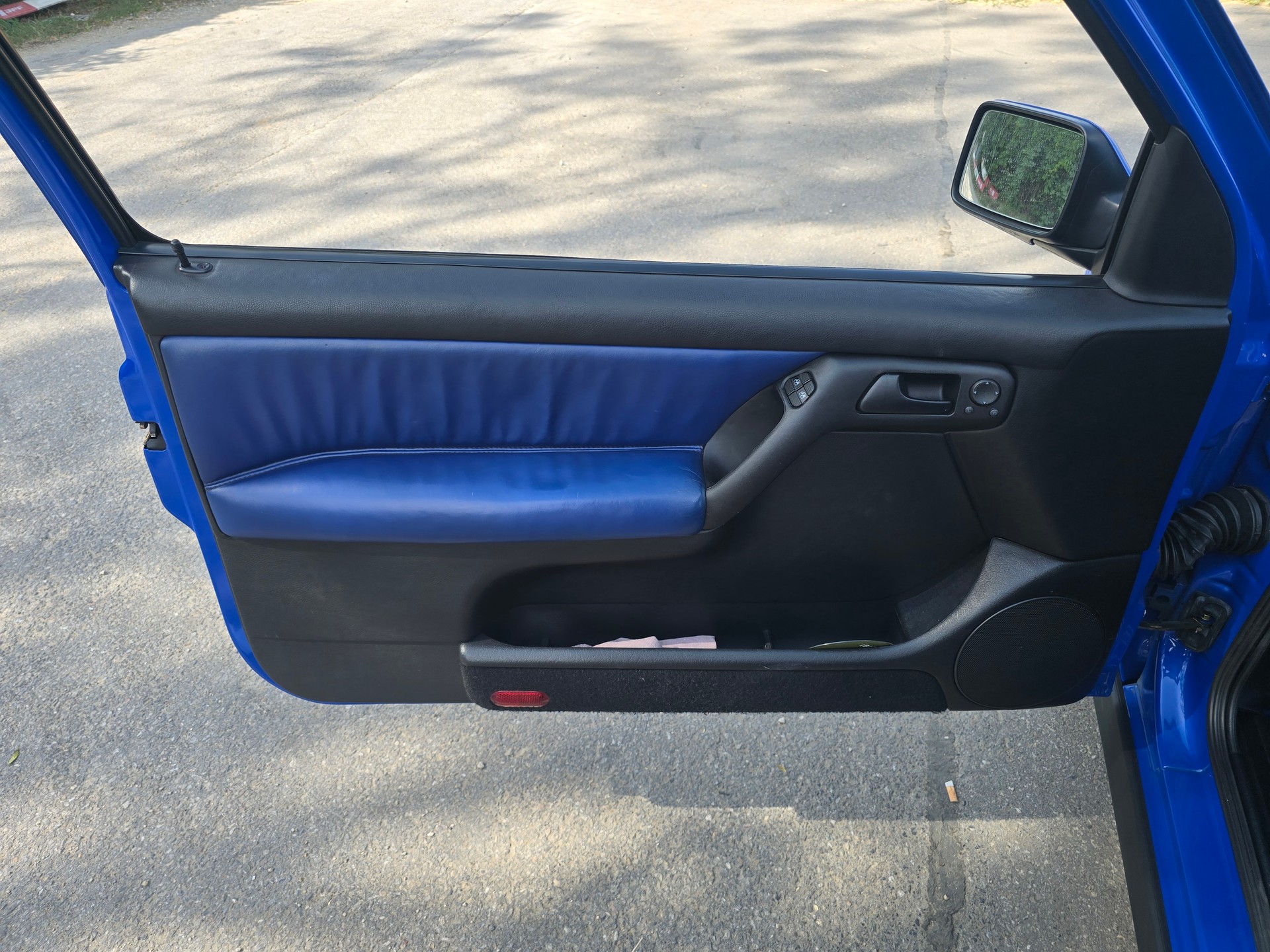VW Golf 2800 VR6 Edition-image-13