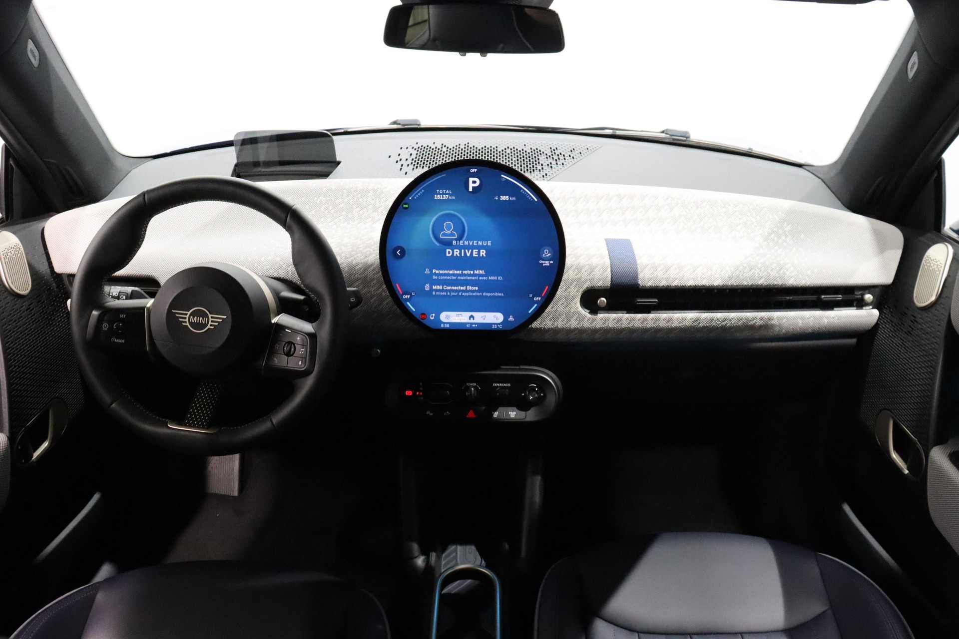 MINI J01 Cooper SE-image-9