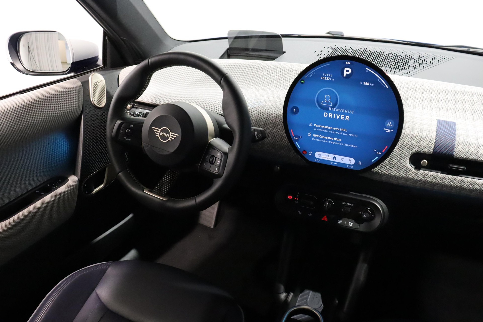 MINI J01 Cooper SE-image-7