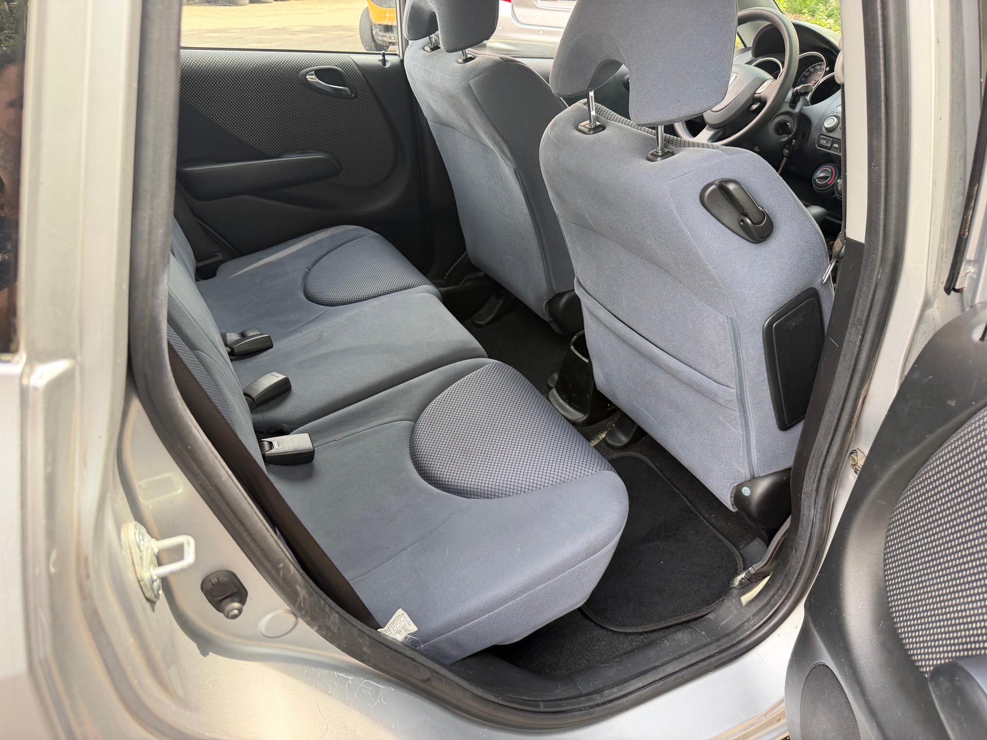 HONDA Jazz 1.4i LS-image-10