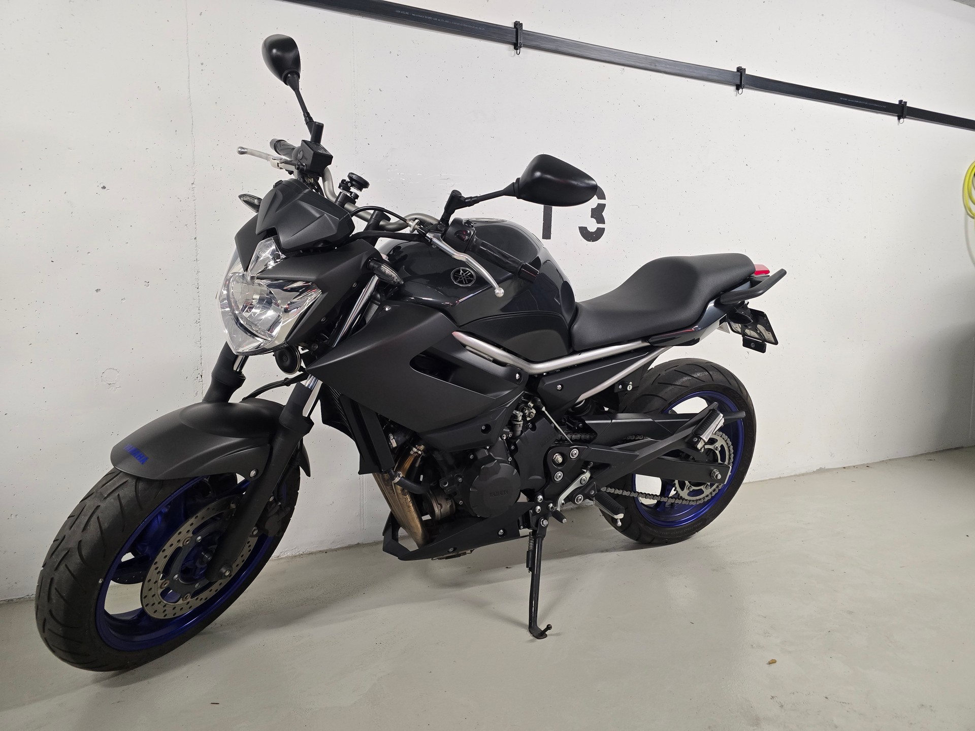 YAMAHA XJ6NA