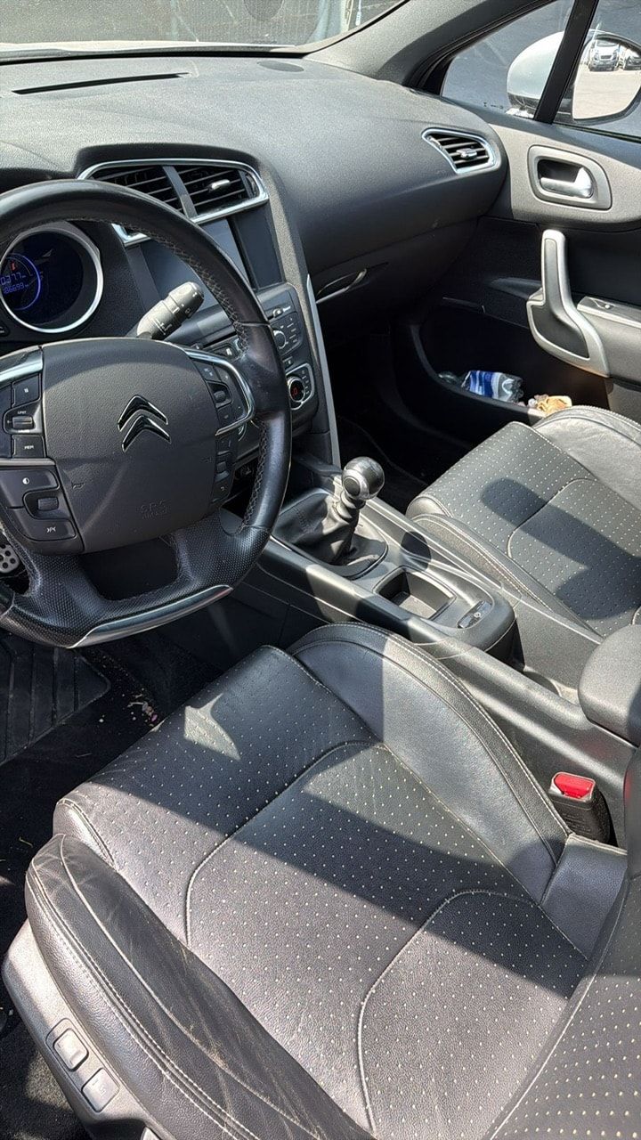 DS AUTOMOBILES DS4 1.6 THP Sport Chic-image-4