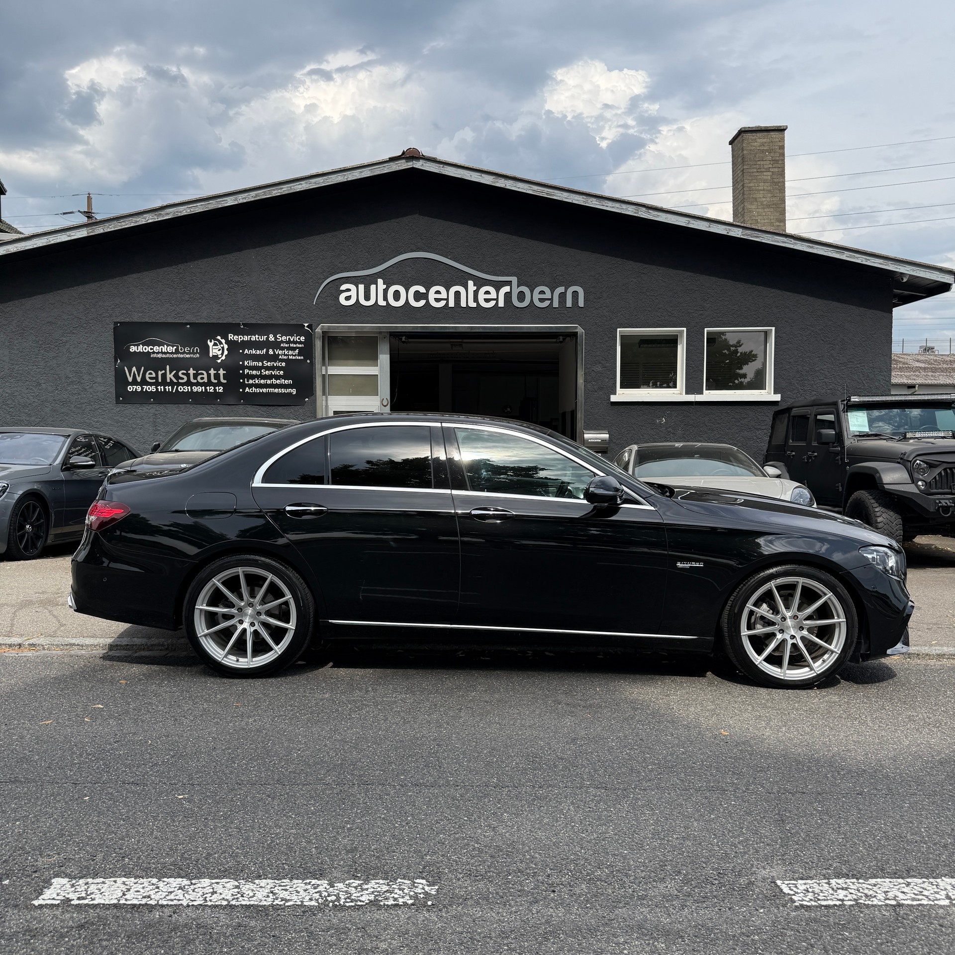 MERCEDES-BENZ E 200 AMG 63s Optik 9G-Tronic-image-7