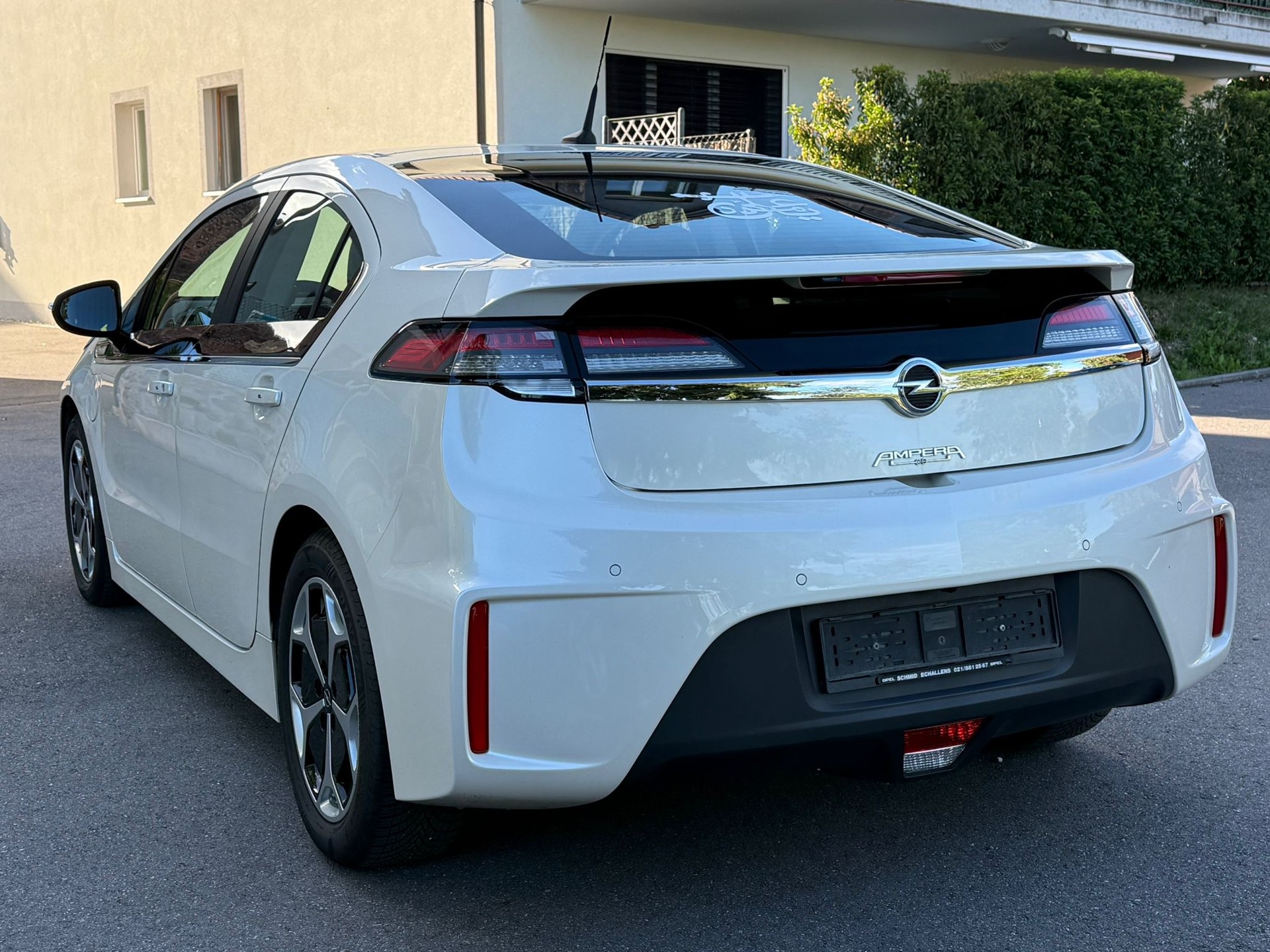 OPEL Ampera E-REV-image-4