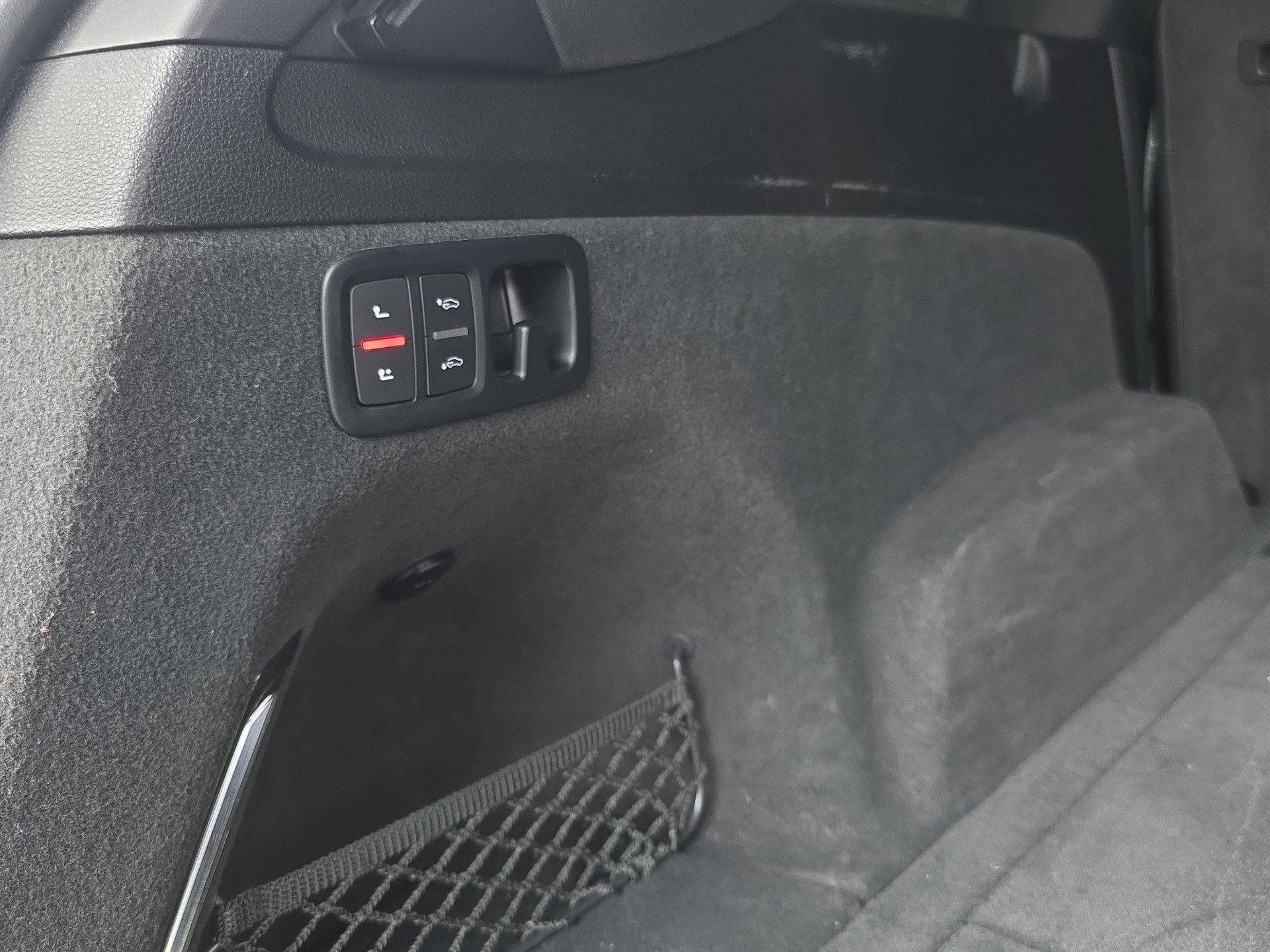 AUDI Q7 3.0 TDI quattro tiptronic-image-14