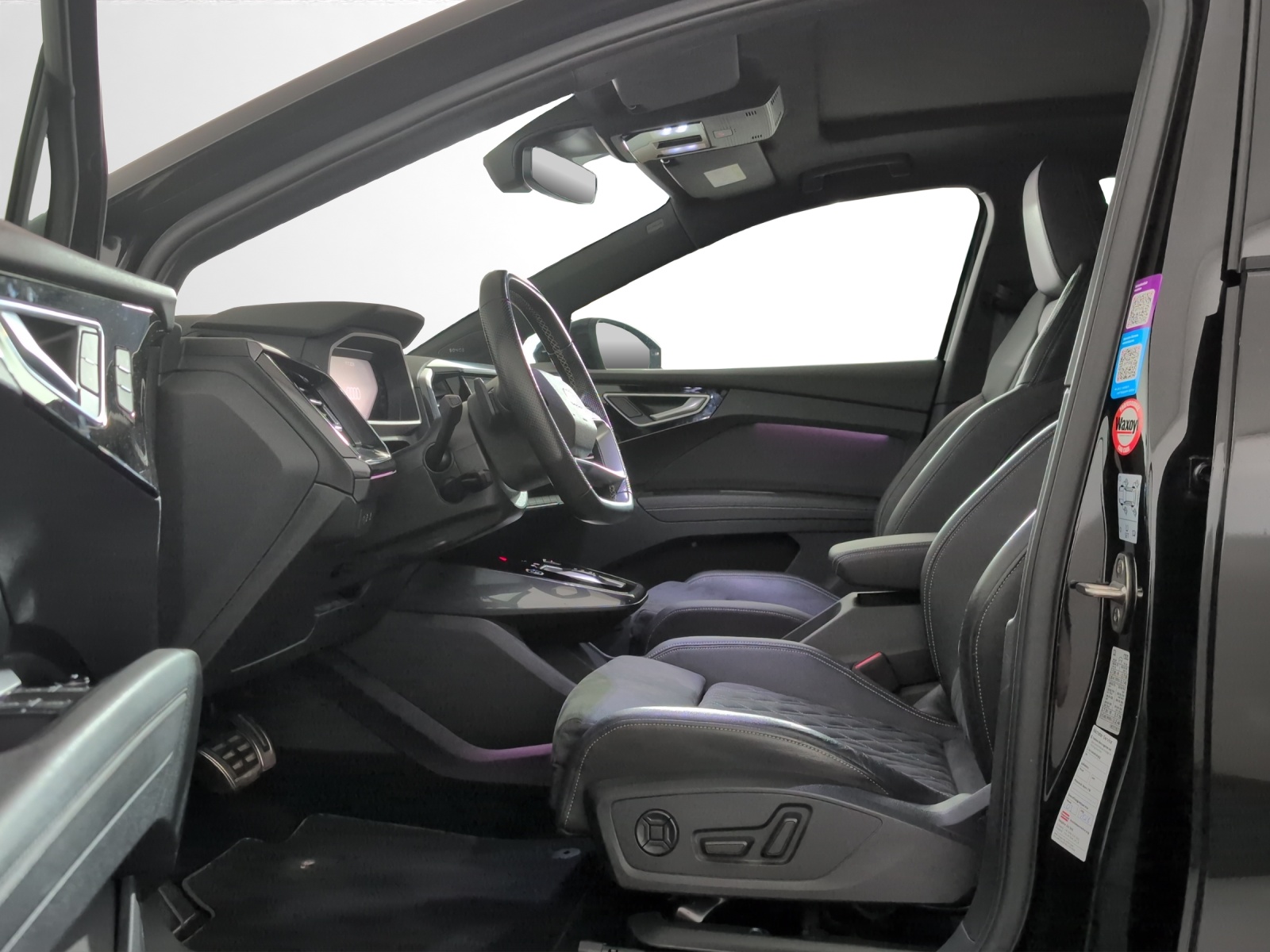 AUDI Q4 e-tron 50 quattro-image-5