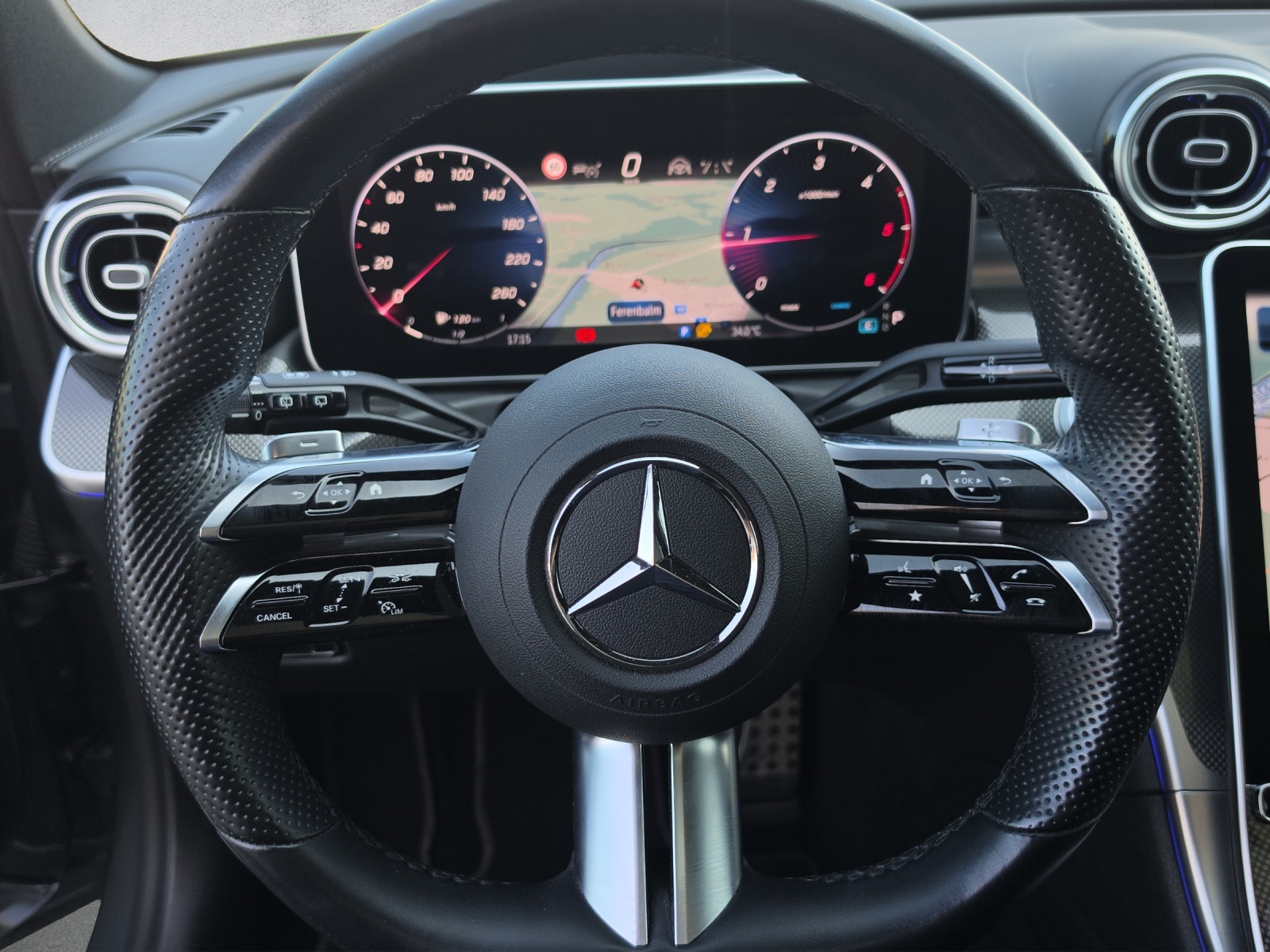 MERCEDES-BENZ C 220 d T 4Matic AMG Line Swiss Star-image-11