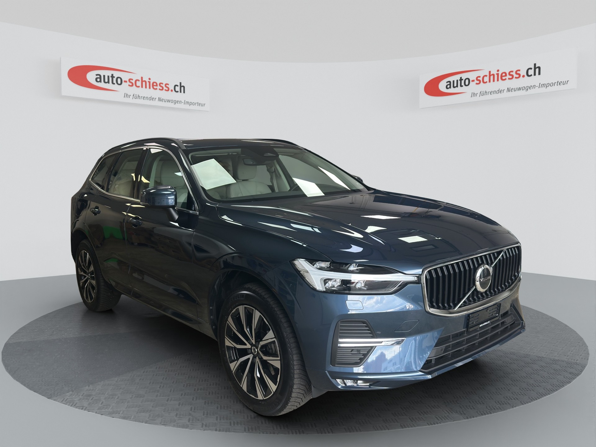 VOLVO XC60 B5 Benzin Mild Hybrid AWD Core Geartronic