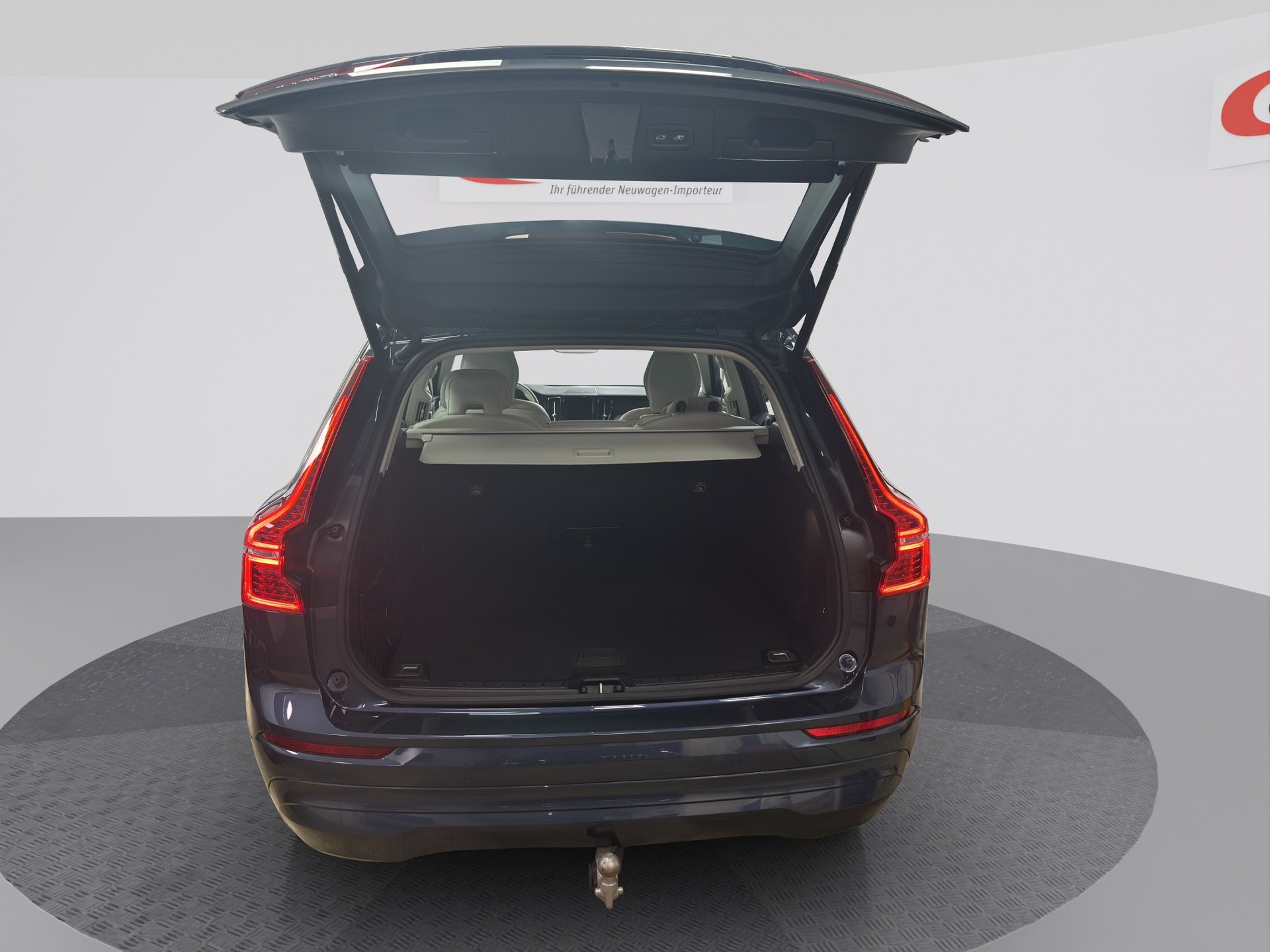 VOLVO XC60 B5 Benzin Mild Hybrid AWD Core Geartronic-image-4