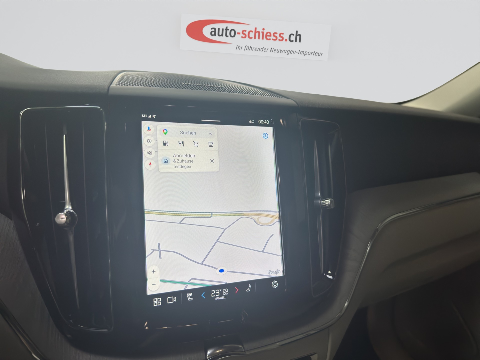 VOLVO XC60 B5 Benzin Mild Hybrid AWD Core Geartronic-image-13