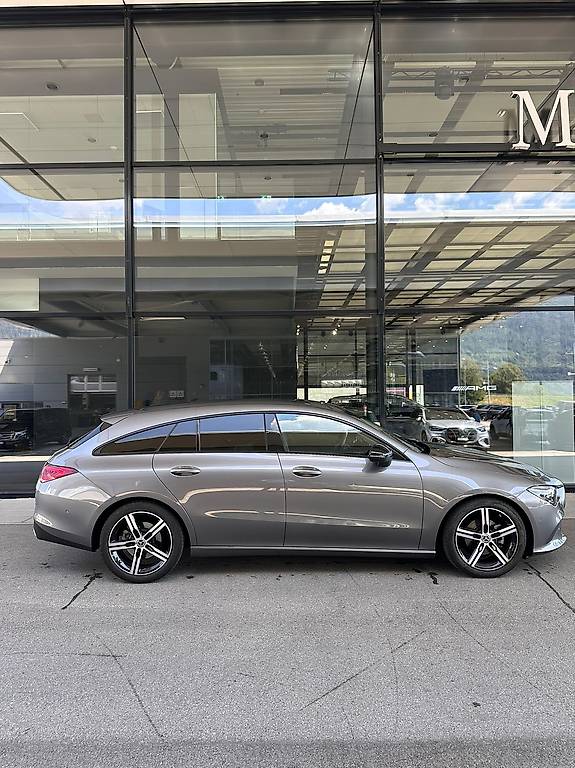 MERCEDES-BENZ CLA 180-image-4