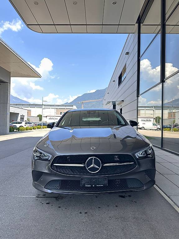 MERCEDES-BENZ CLA 180-image-5