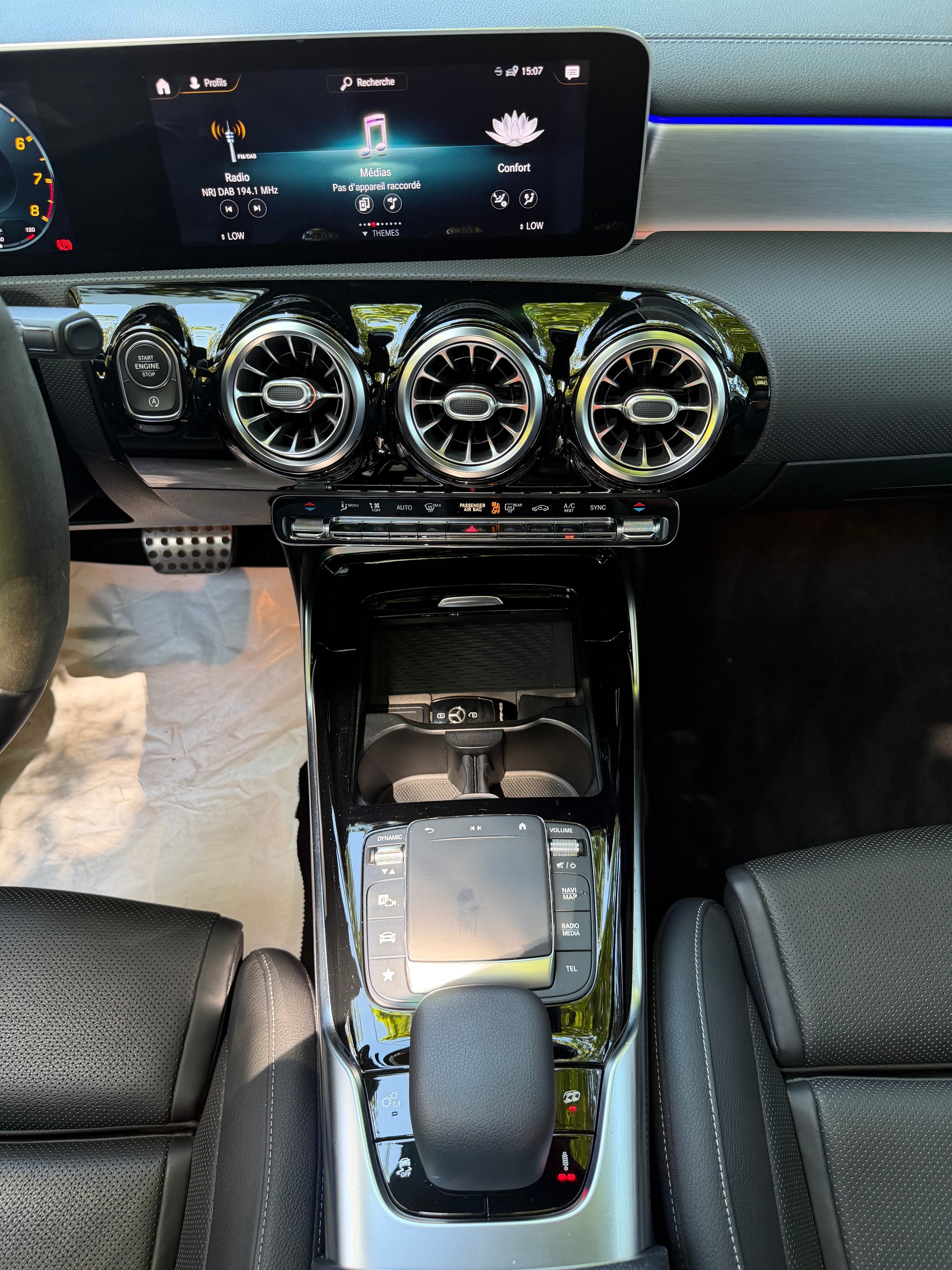 MERCEDES-BENZ A 45 S AMG 4Matic+ Speedshift-image-11
