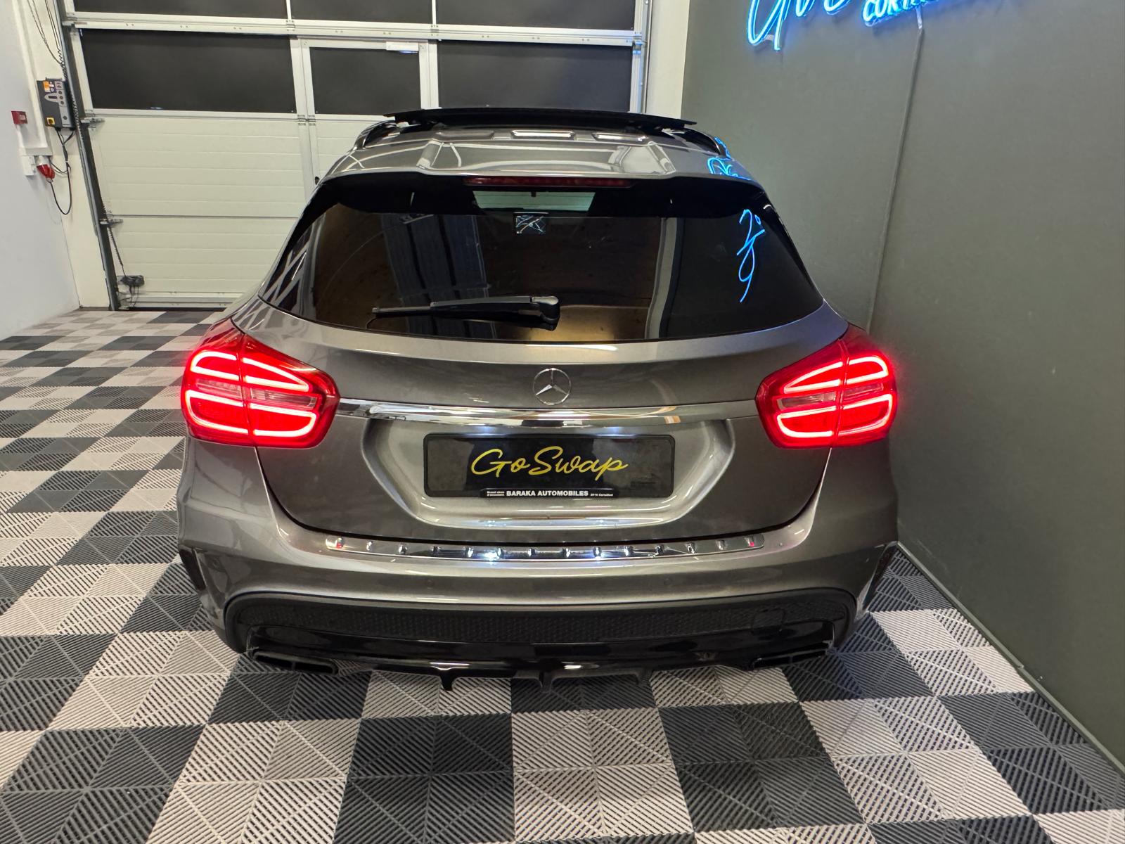 MERCEDES-BENZ GLA 45 AMG 4Matic 7G-DCT-image-4
