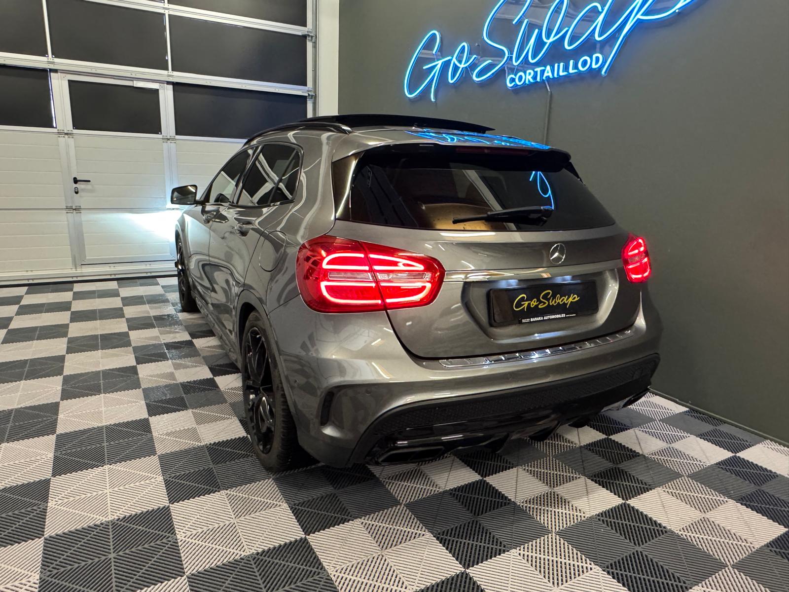 MERCEDES-BENZ GLA 45 AMG 4Matic 7G-DCT-image-3