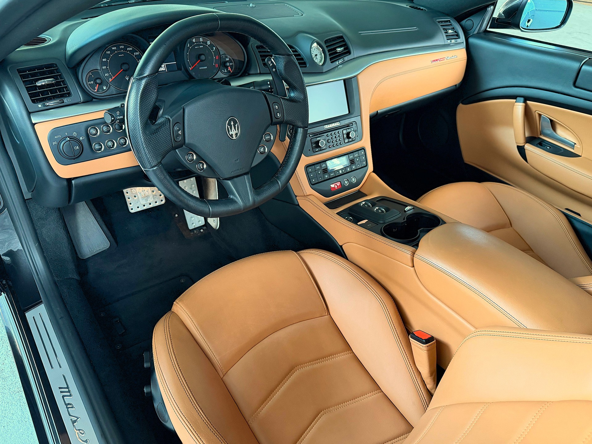 MASERATI GranTurismo MC Stradale Cambiocorsa-image-10