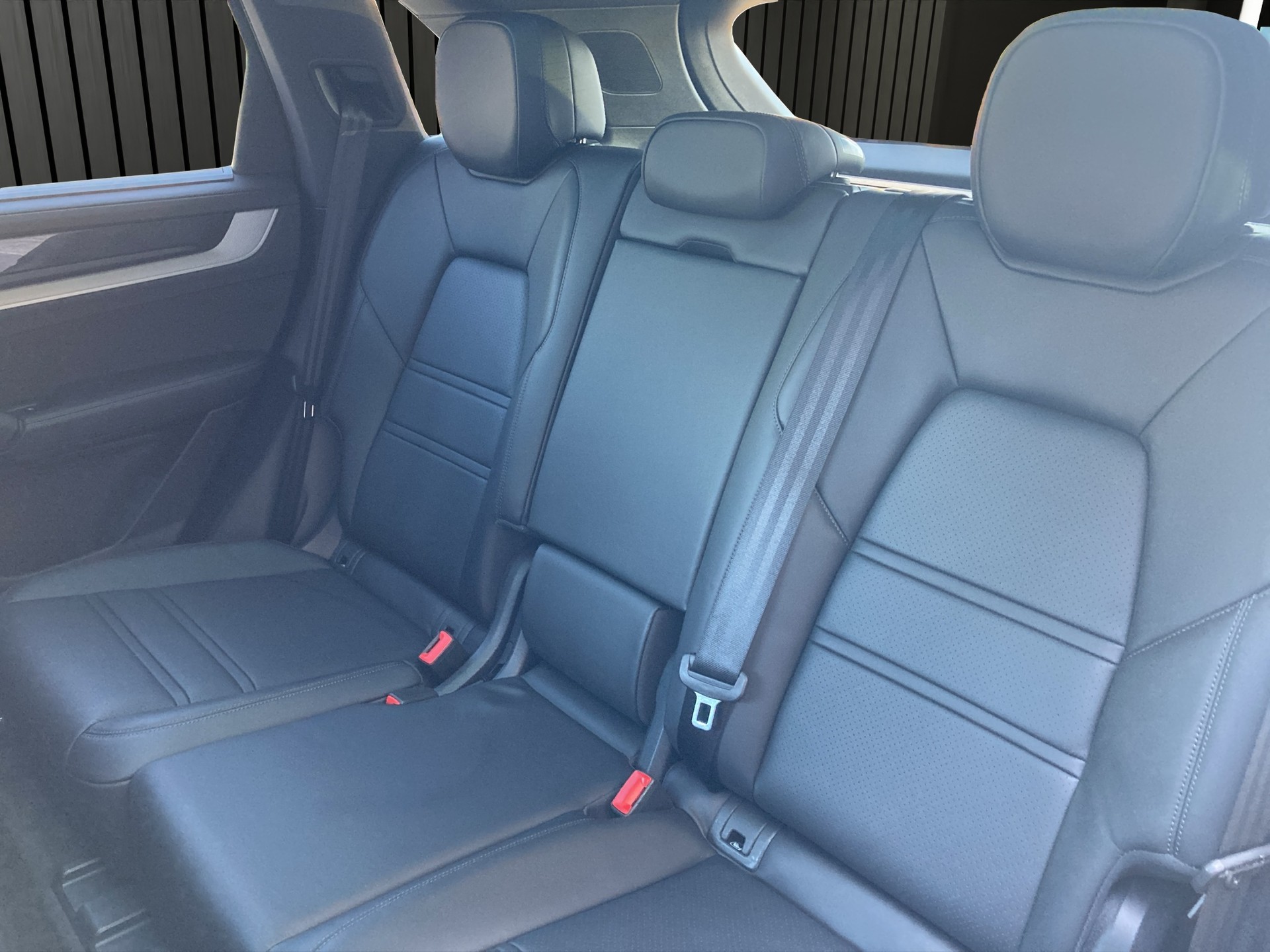 PORSCHE Cayenne S-image-11