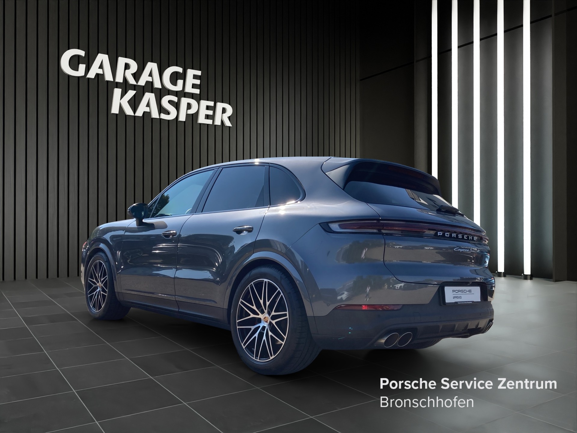 PORSCHE Cayenne S-image-2