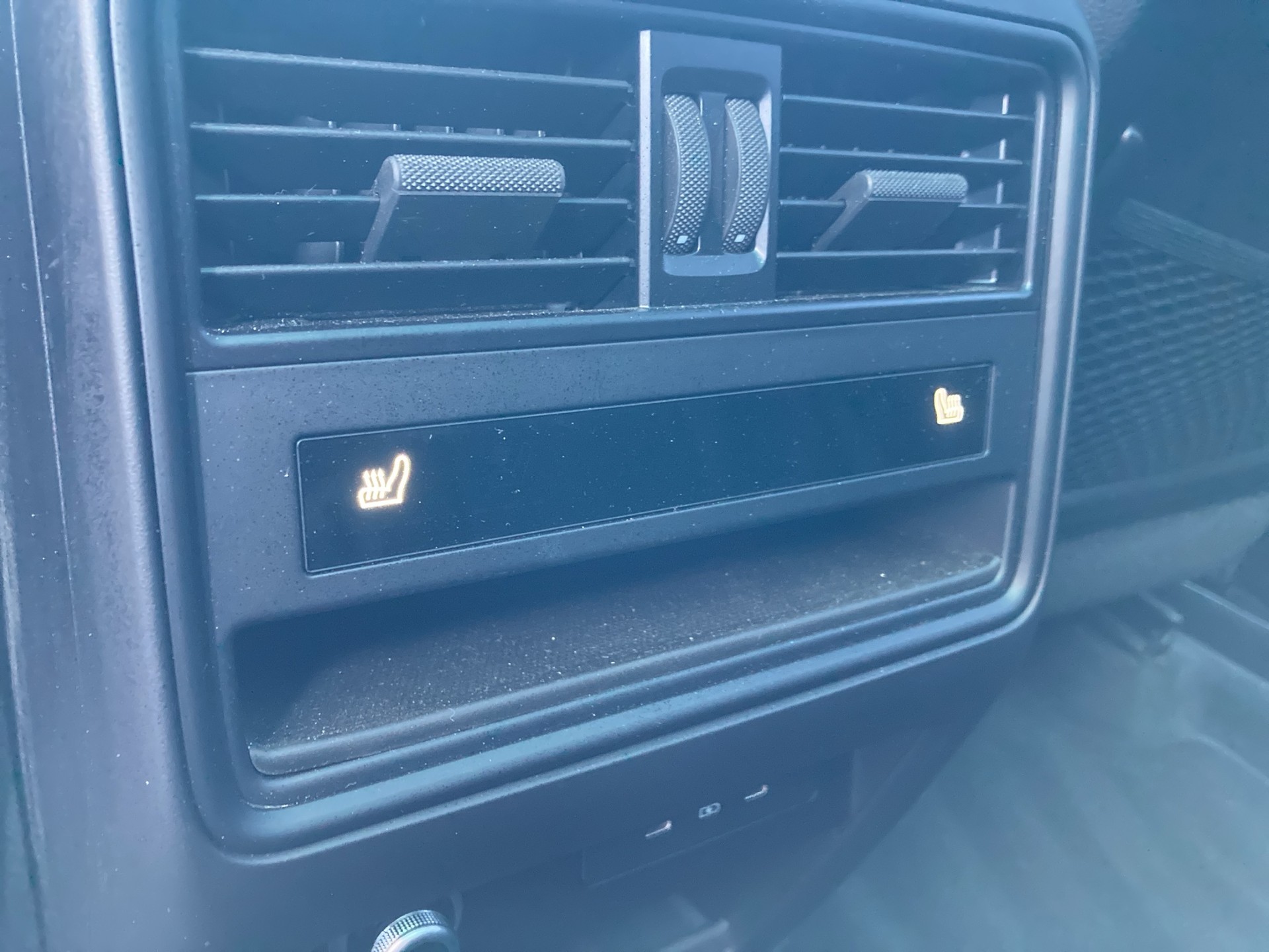 PORSCHE Cayenne S-image-21