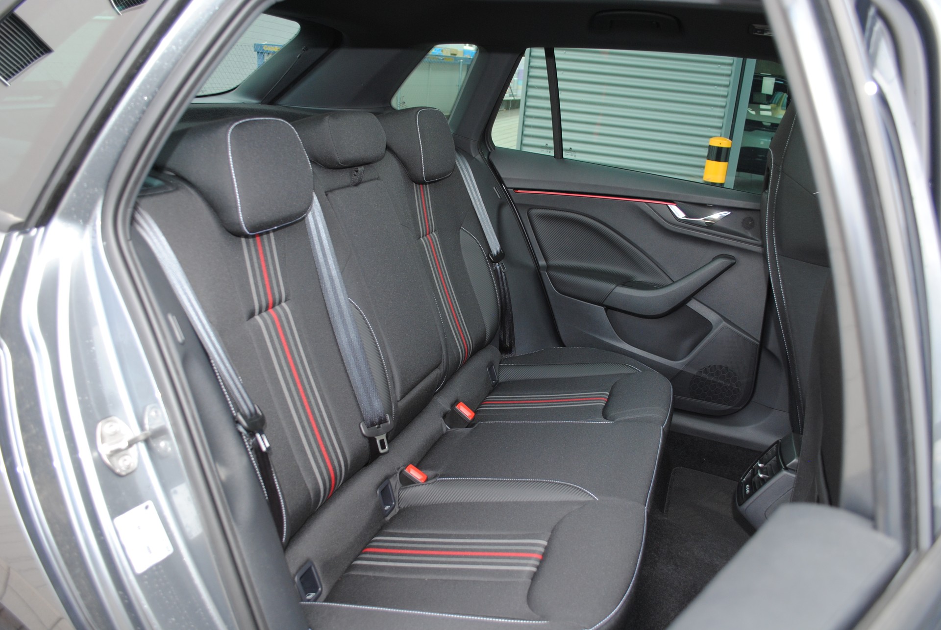 SKODA Kamiq 1.5 TSI Monte Carlo DSG-image-16