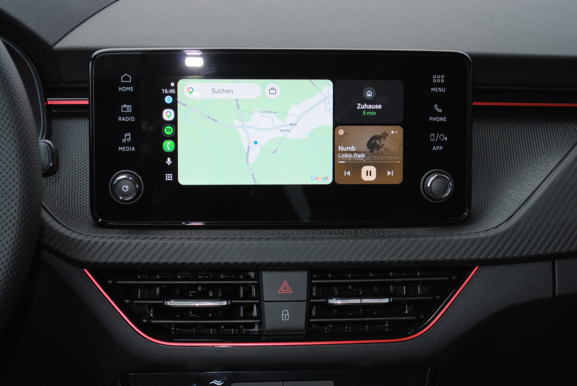 SKODA Kamiq 1.5 TSI Monte Carlo DSG-image-11