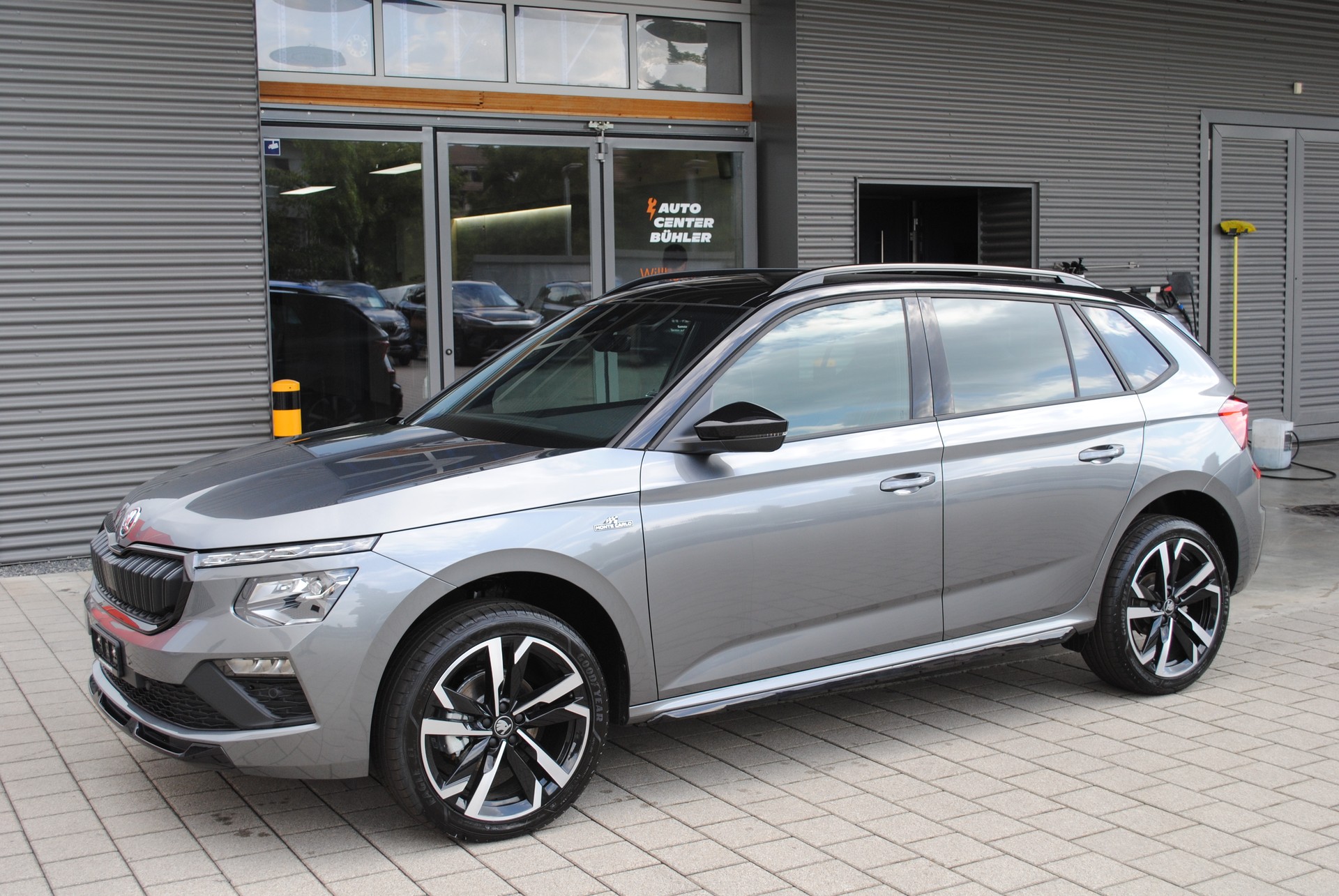 SKODA Kamiq 1.5 TSI Monte Carlo DSG-image-2